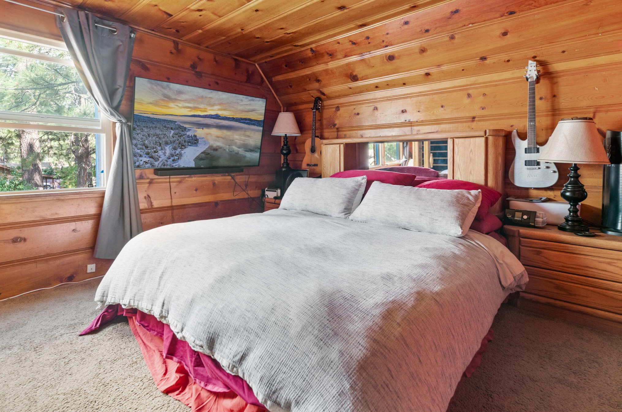 401 Sherwood Blvd, Big Bear City CA  92314-9659 exterior