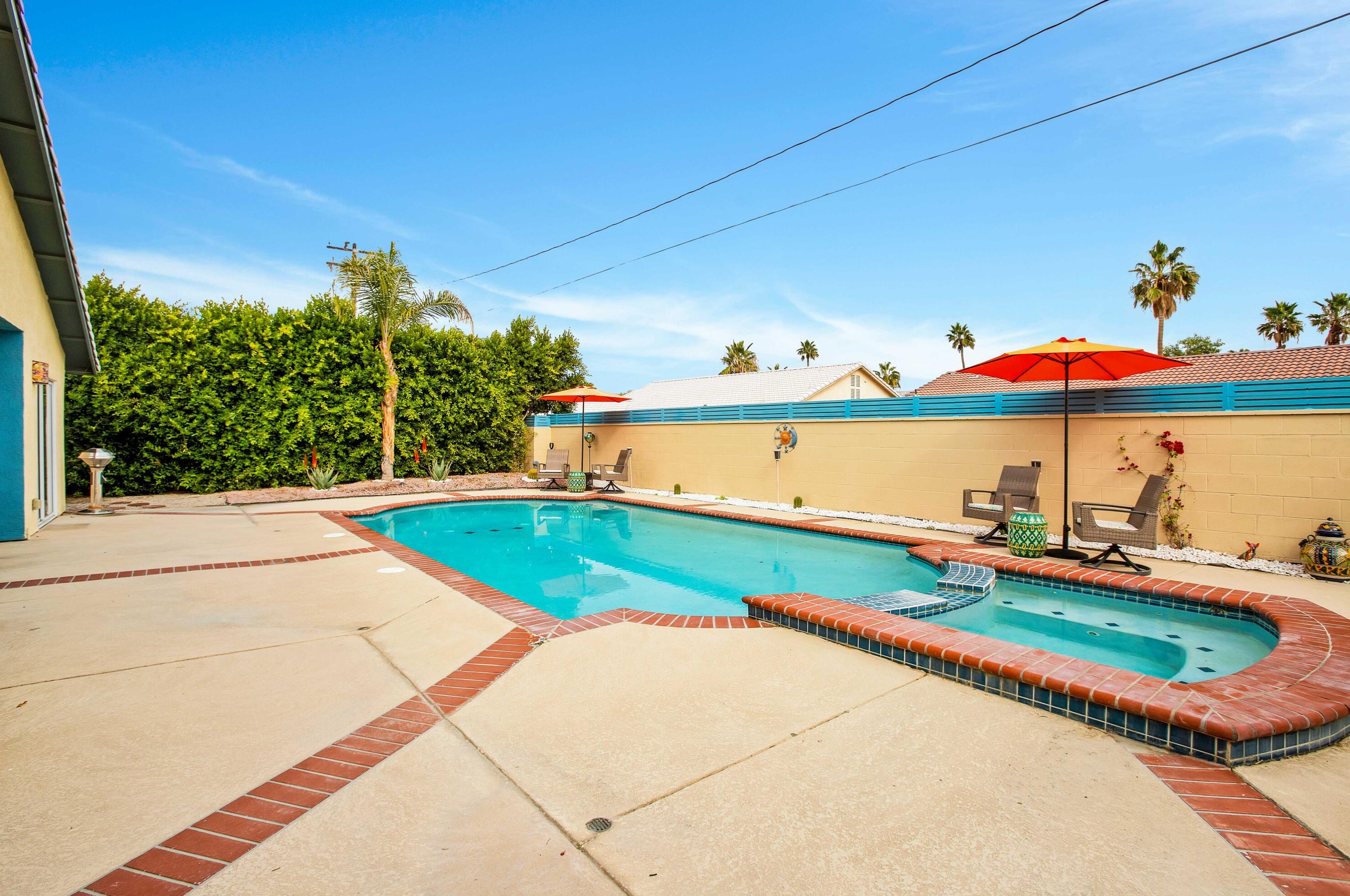 27820 Abril Dr, Cathedral City CA  92234-3410 exterior