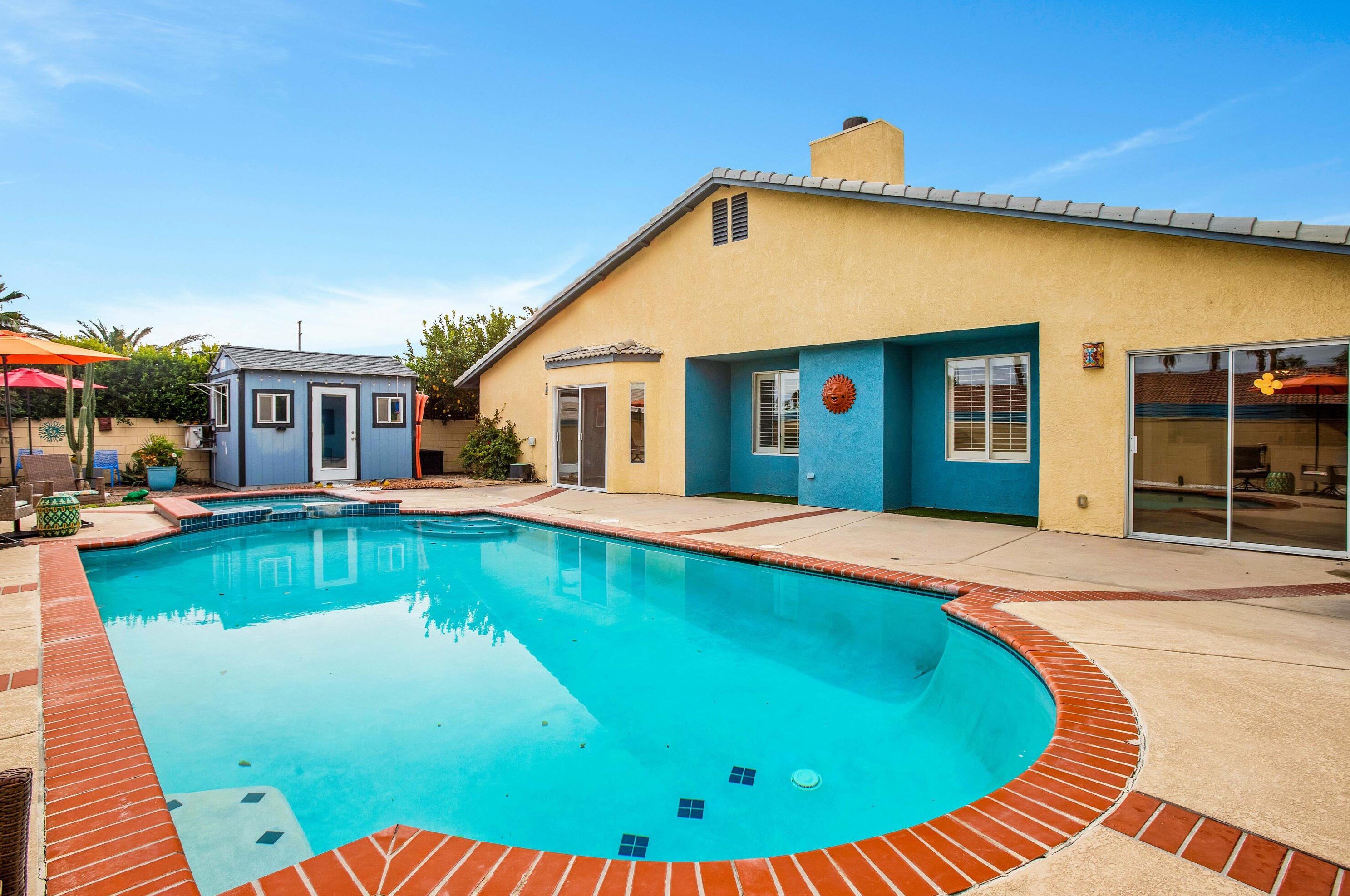 27820 Abril Dr, Cathedral City CA  92234-3410 exterior