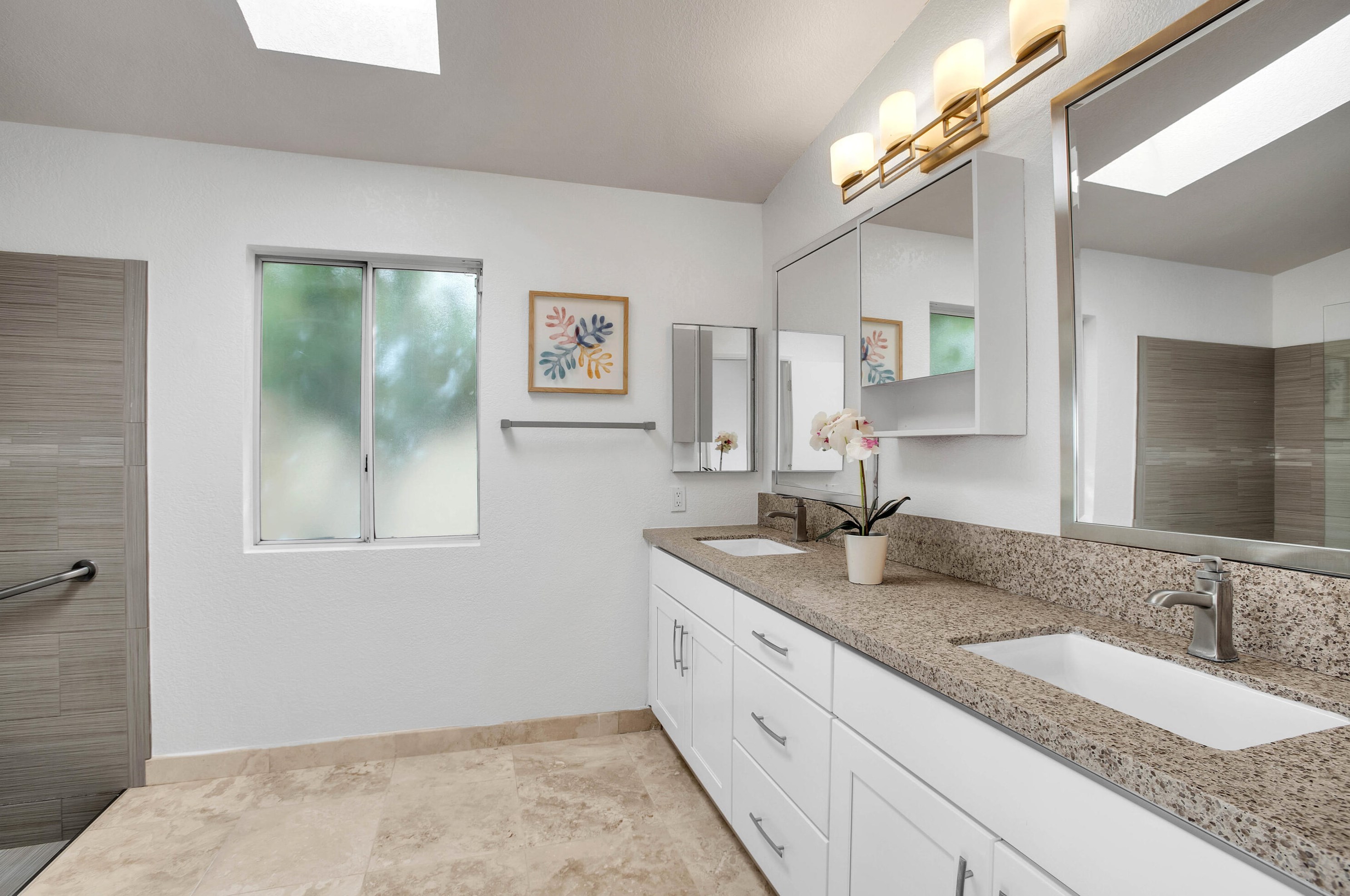 27820 Abril Dr, Cathedral City CA  92234-3410 exterior