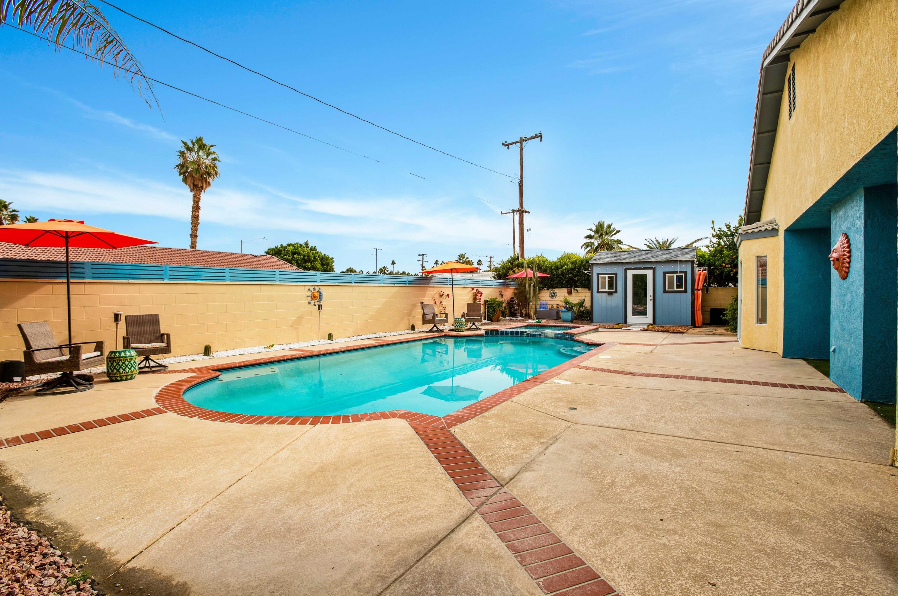 27820 Abril Dr, Cathedral City CA  92234-3410 exterior