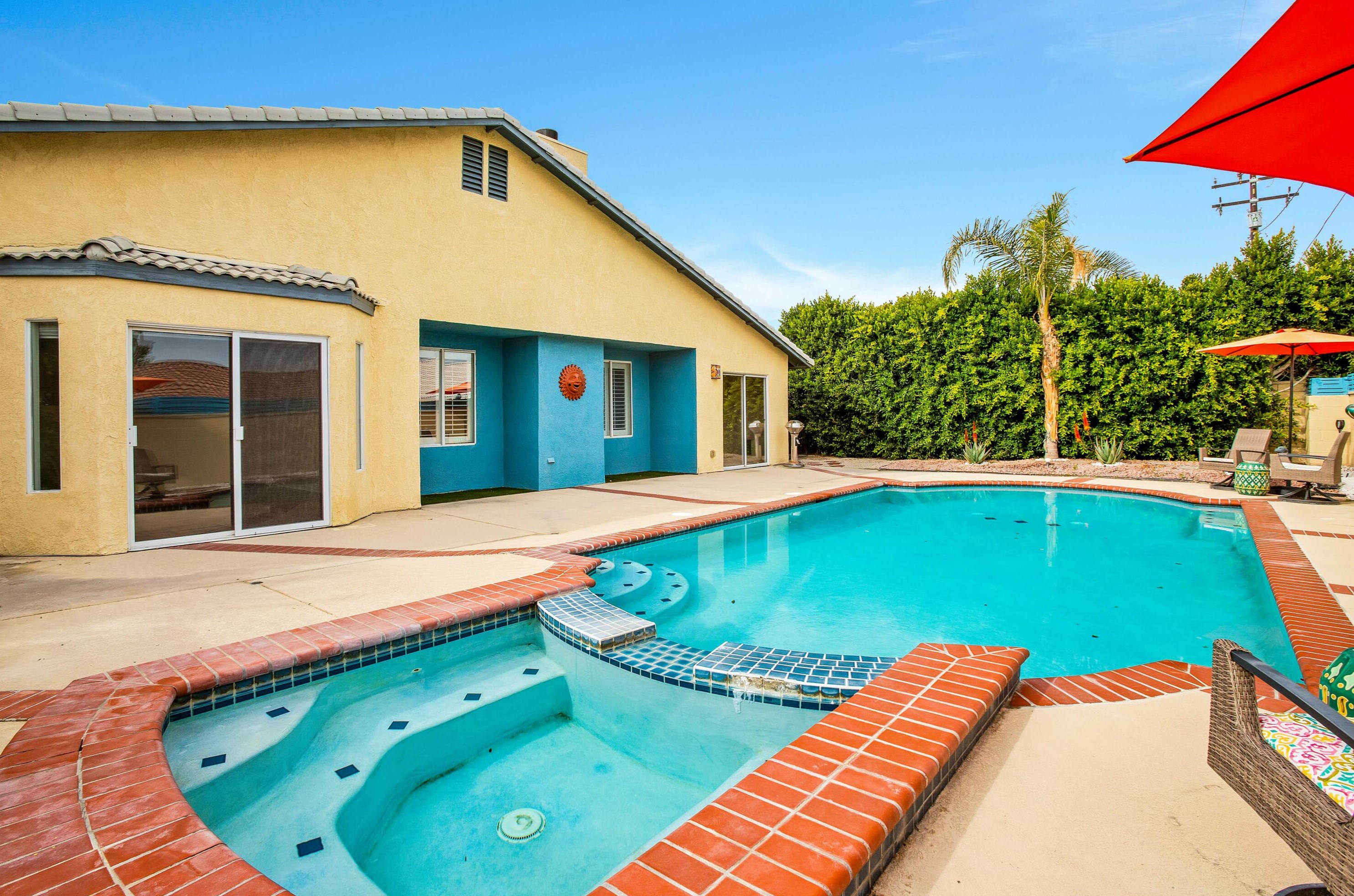 27820 Abril Dr, Cathedral City CA  92234-3410 exterior