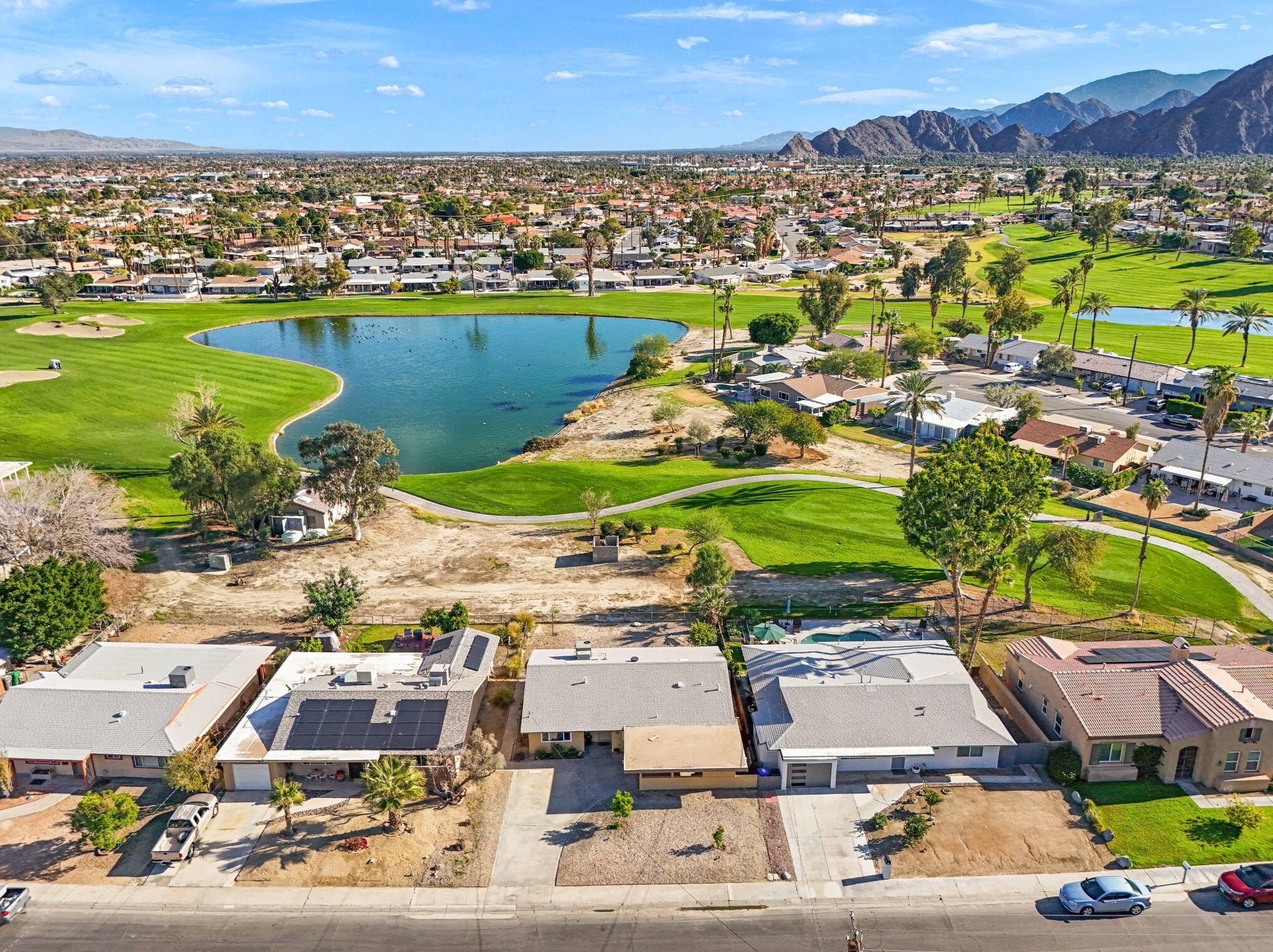 77265 California Dr, Palm Desert, CA 92211-7856
