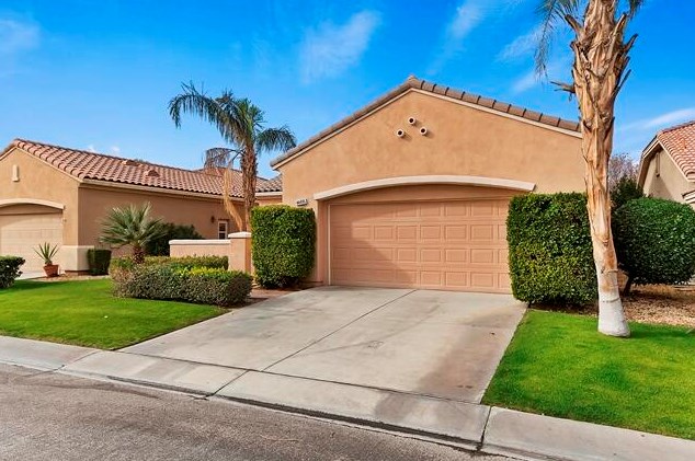44095 Royal Troon Dr, Indio, CA 92201-2799
