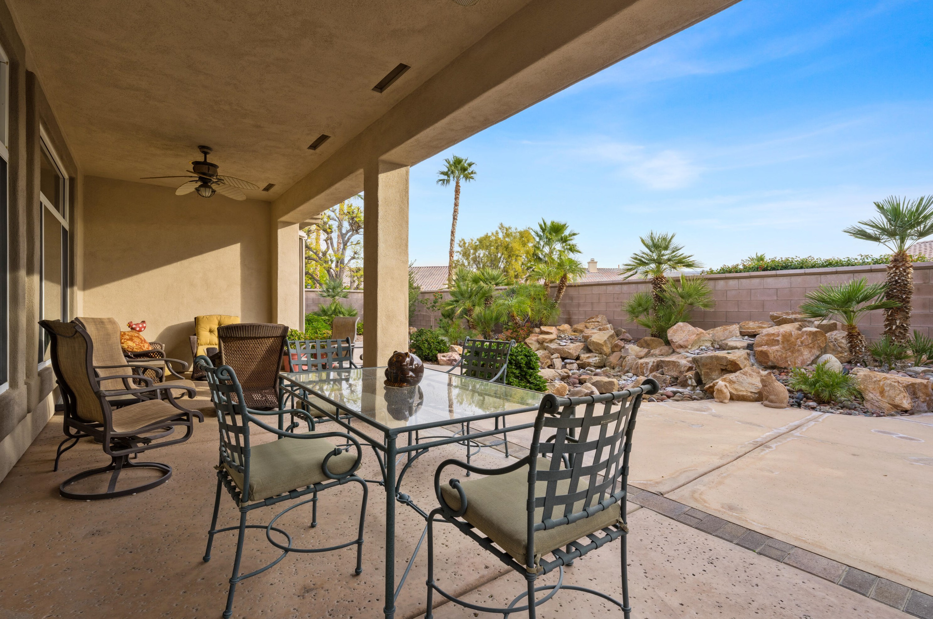 34892 Blake Dr, Palm Desert, CA 92211-4000