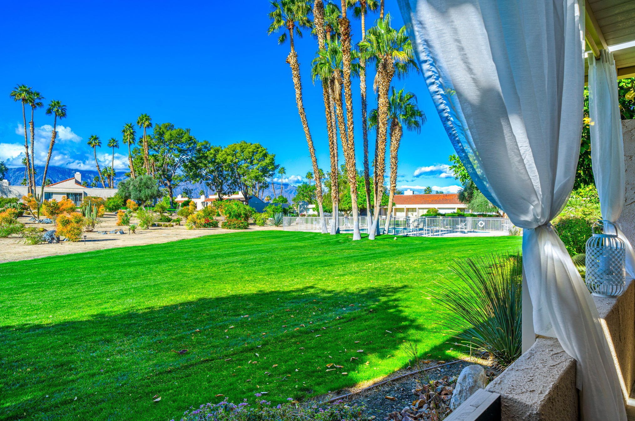 621 Hospitality Dr, Rancho Mirage CA  92270-1312 exterior