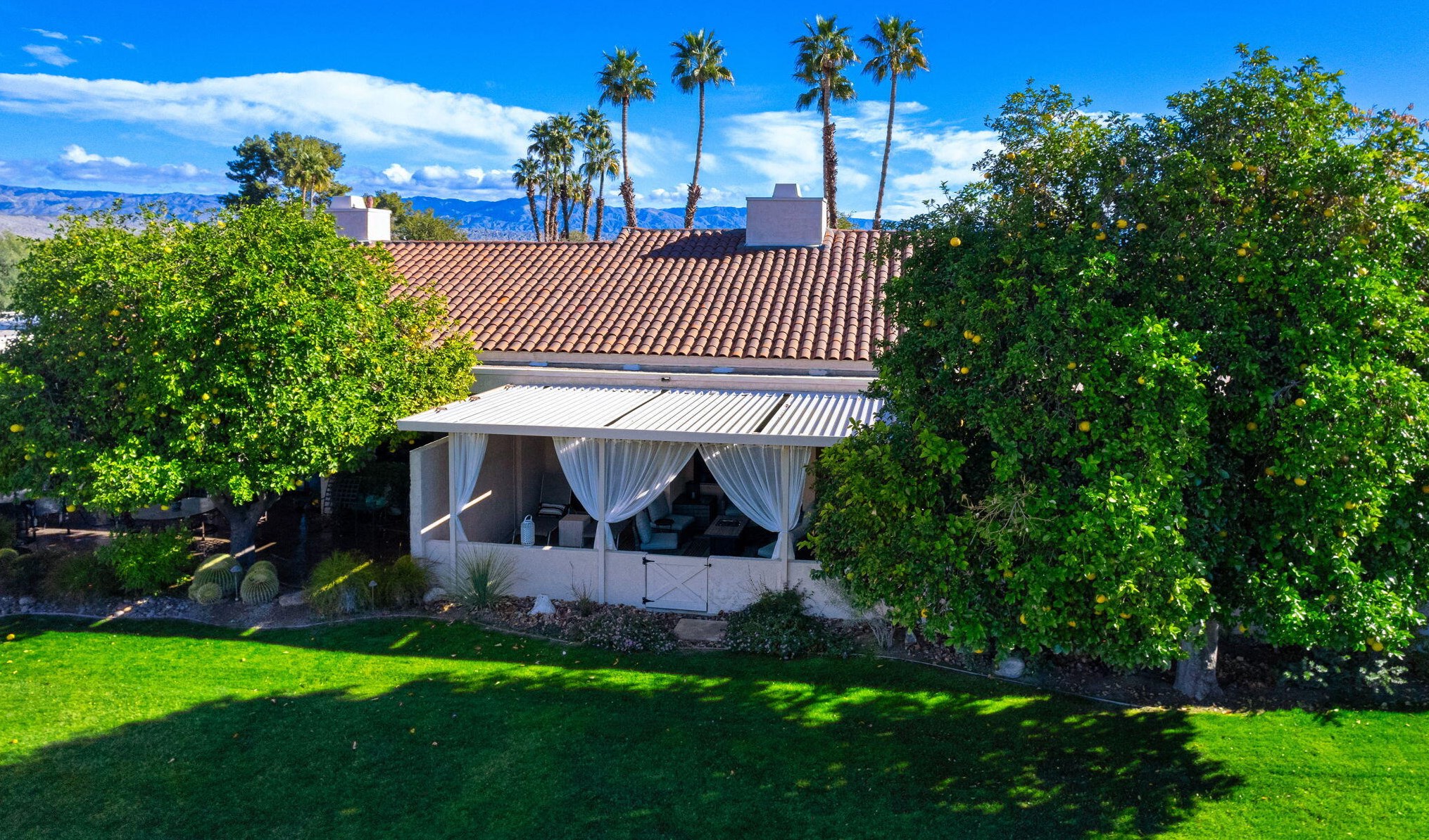 621 Hospitality Dr, Rancho Mirage CA  92270-1312 exterior