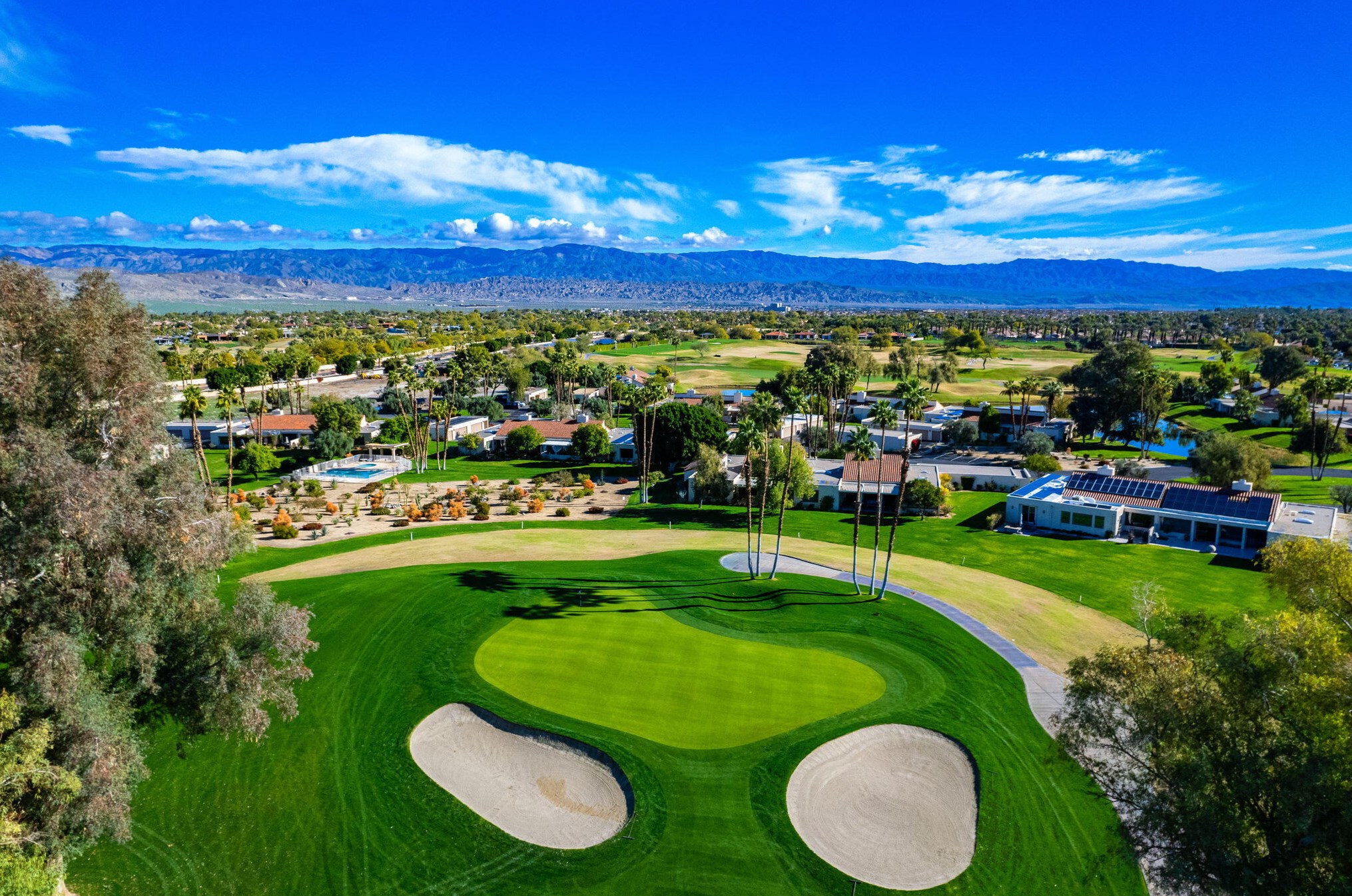 621 Hospitality Dr, Rancho Mirage CA  92270-1312 exterior