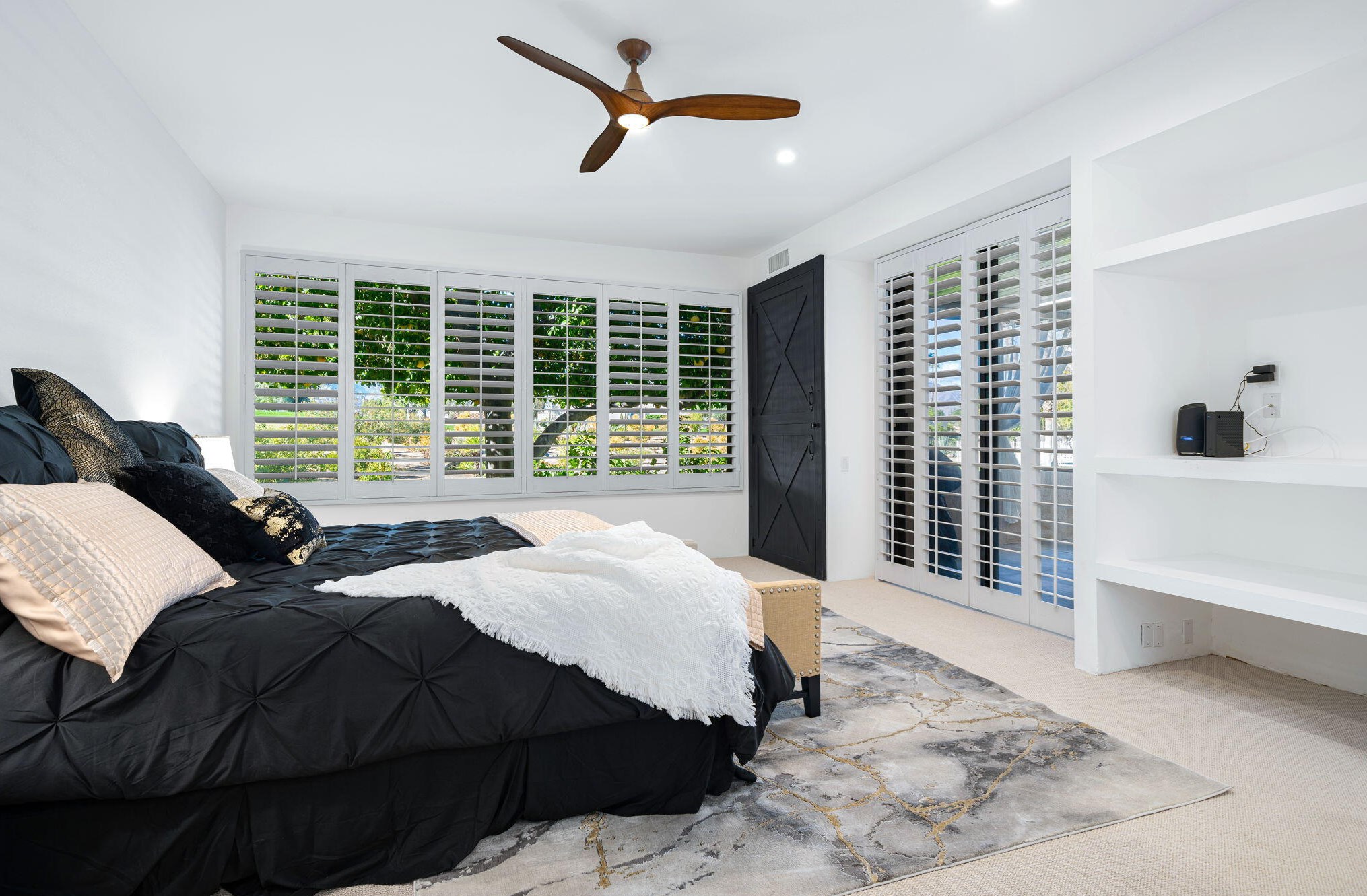 621 Hospitality Dr, Rancho Mirage CA  92270-1312 exterior