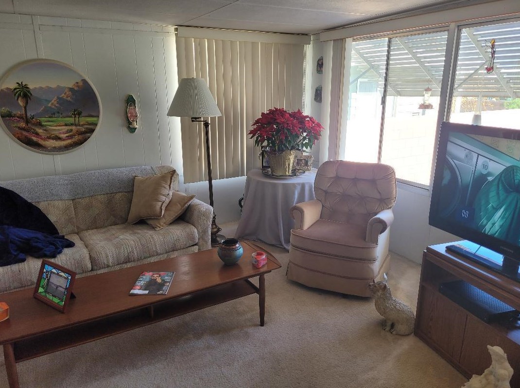 33410 Carlsbad Cir, Thousand Palms, CA 92276