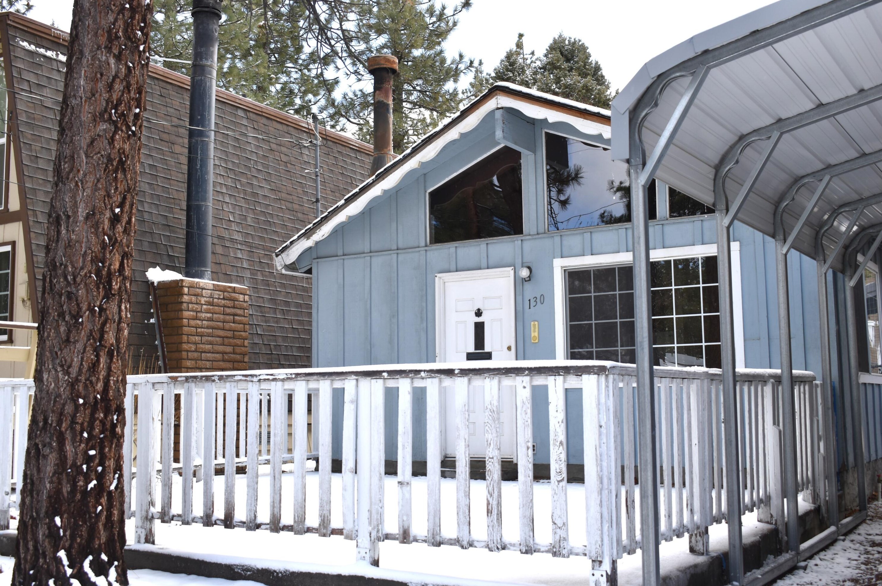 130 Barker Blvd, Big Bear City, CA 92314-9570