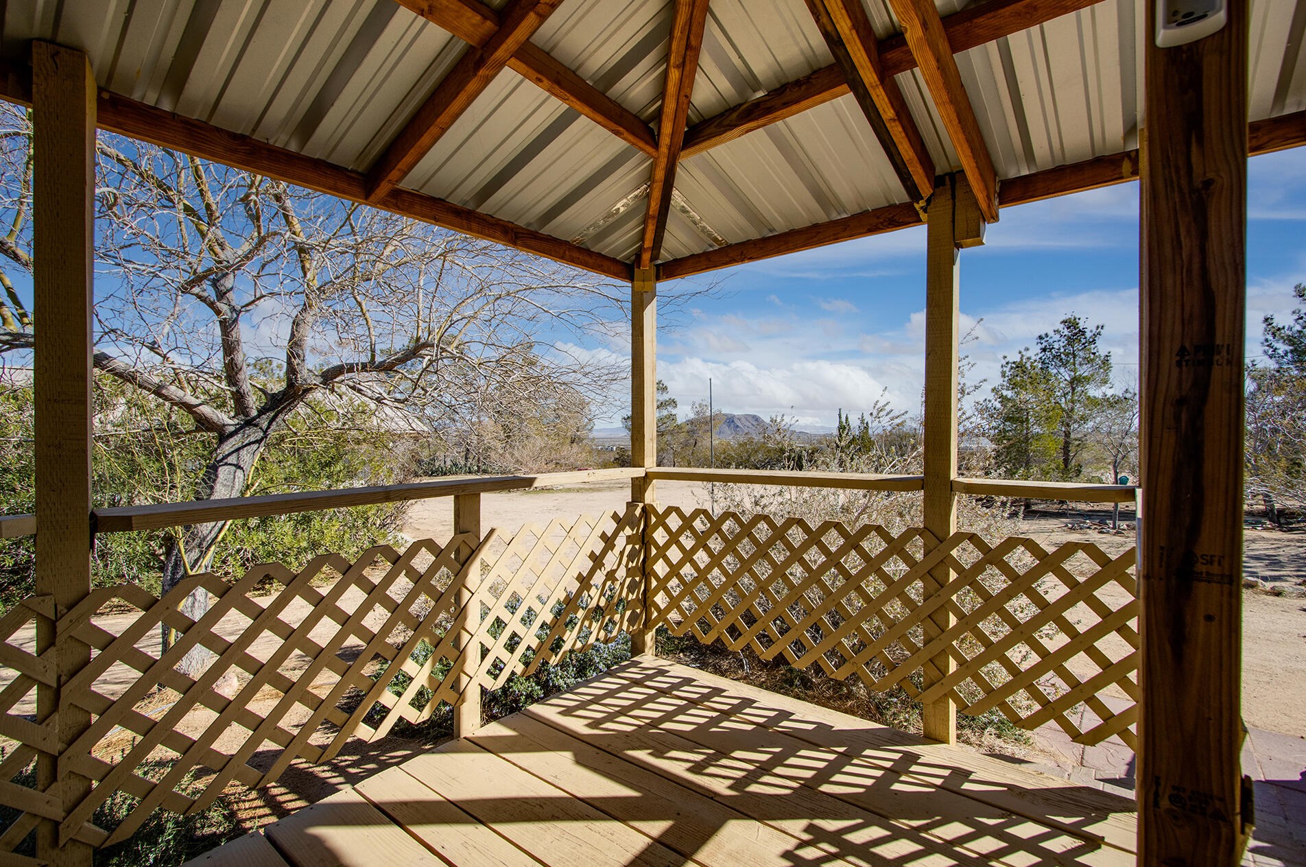 1959 Yetters Ln, Yucca Valley CA  exterior