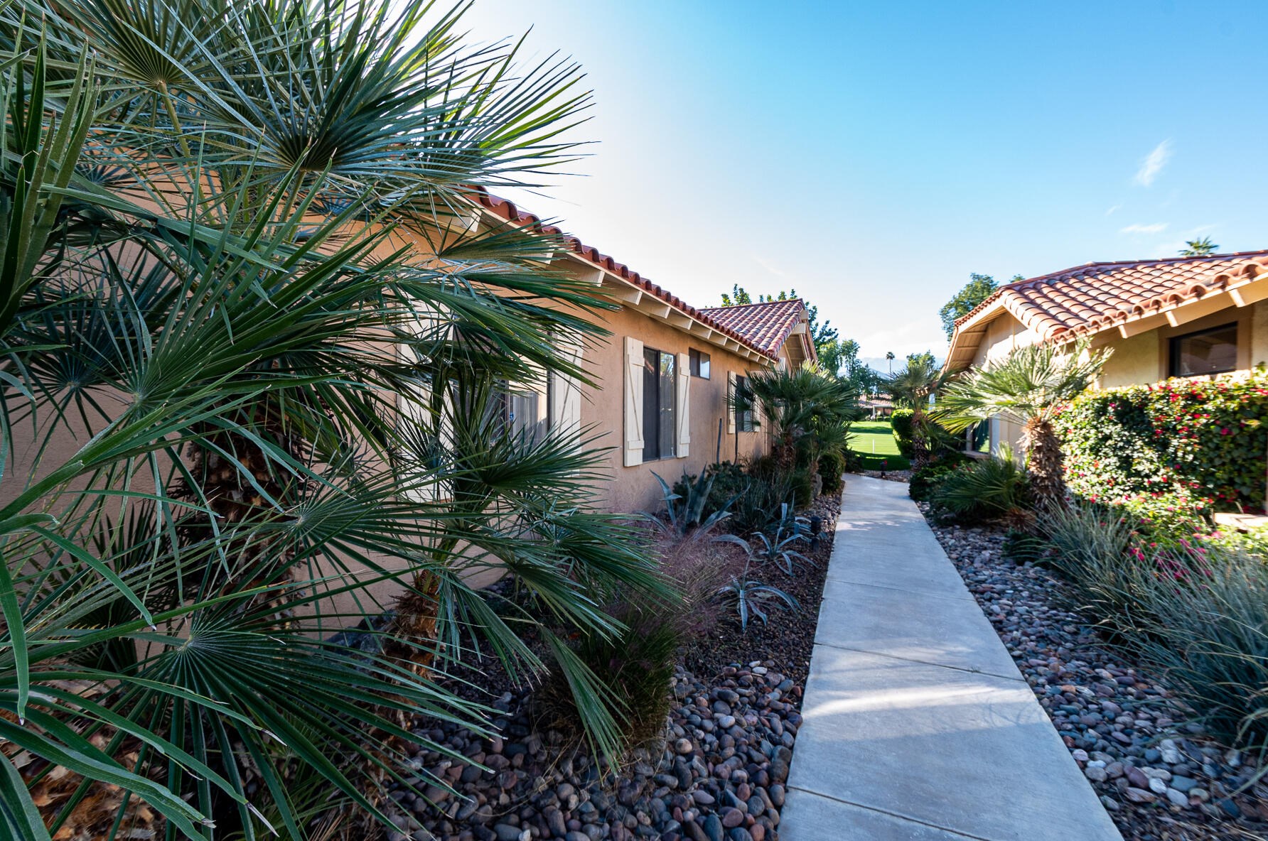 315 Paseo Primavera, Palm Desert, CA 92260-2146