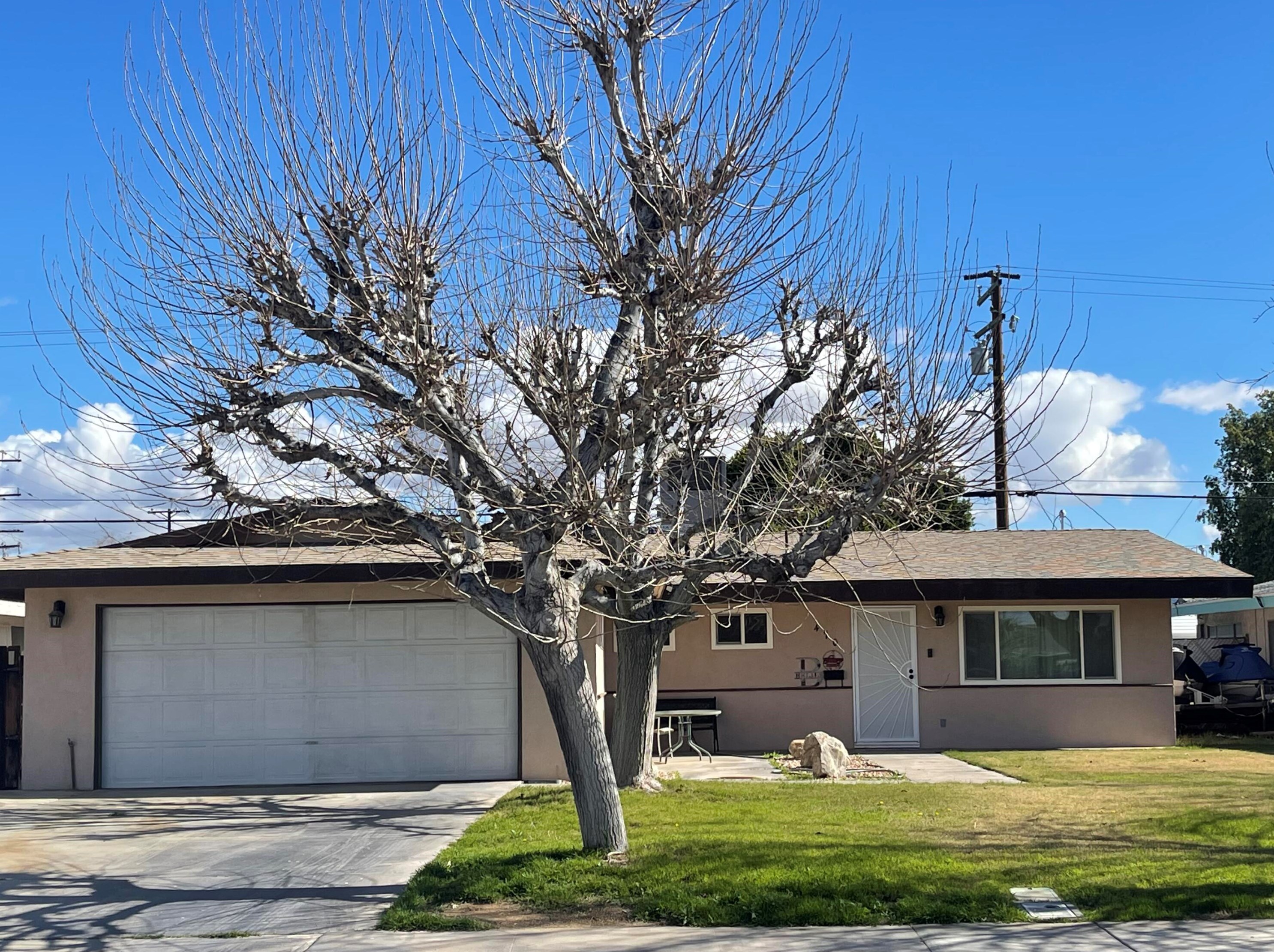 470 N 9th St, Blythe, CA 92225