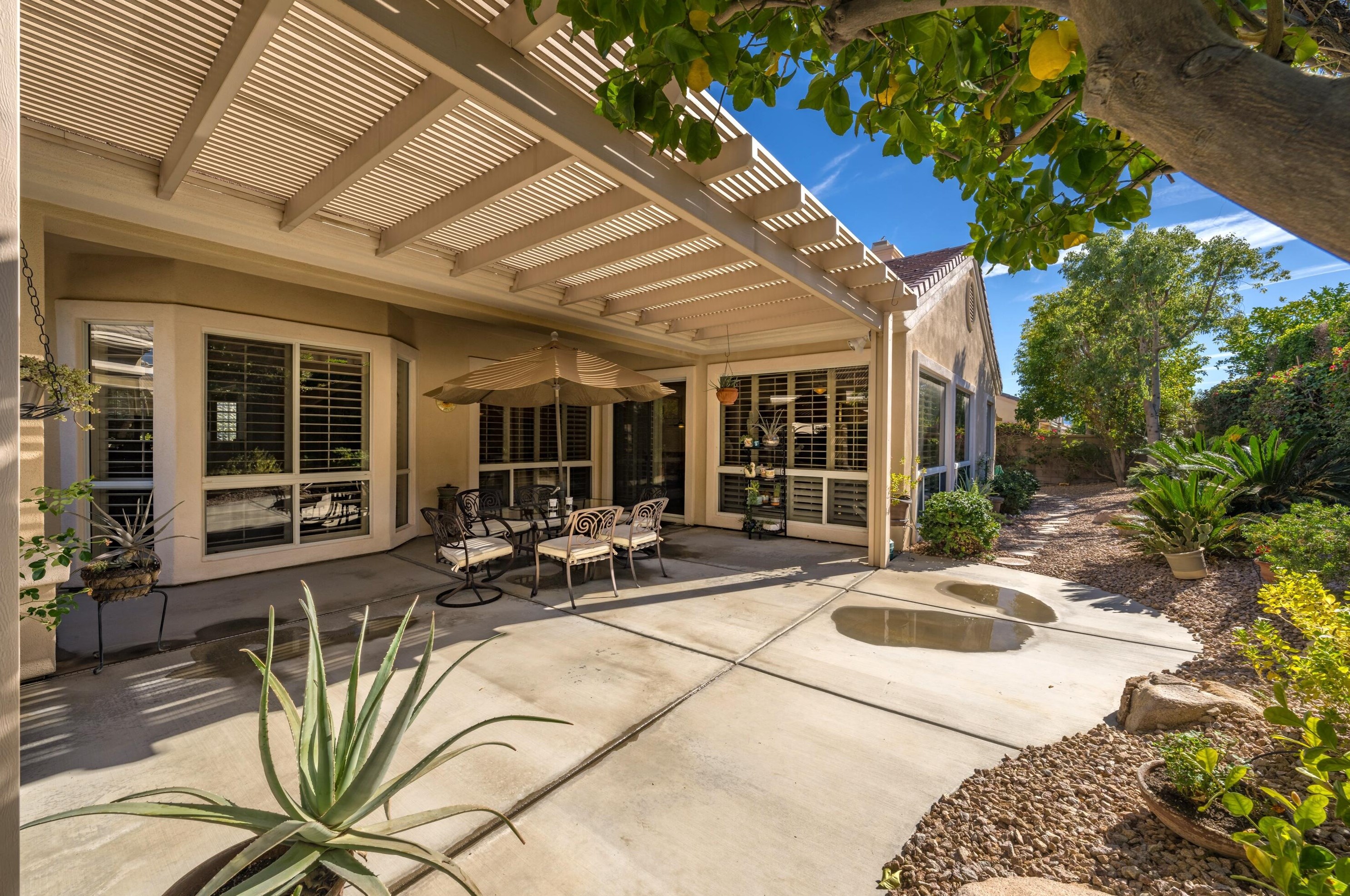 37209 Skycrest Rd, Palm Desert, CA 92211-2160