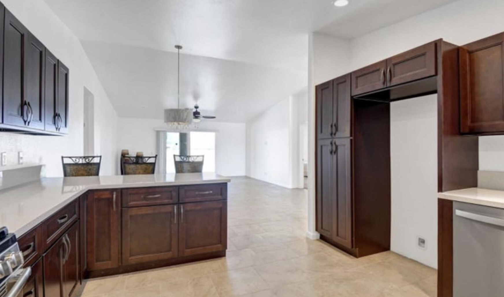 13062 Caliente Dr, Desert Hot Springs, CA 92240-5819