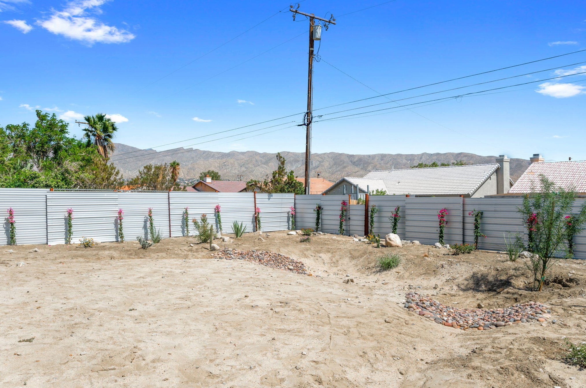 13236 Del Ray Ln, Desert Hot Springs CA  92240-5531 exterior