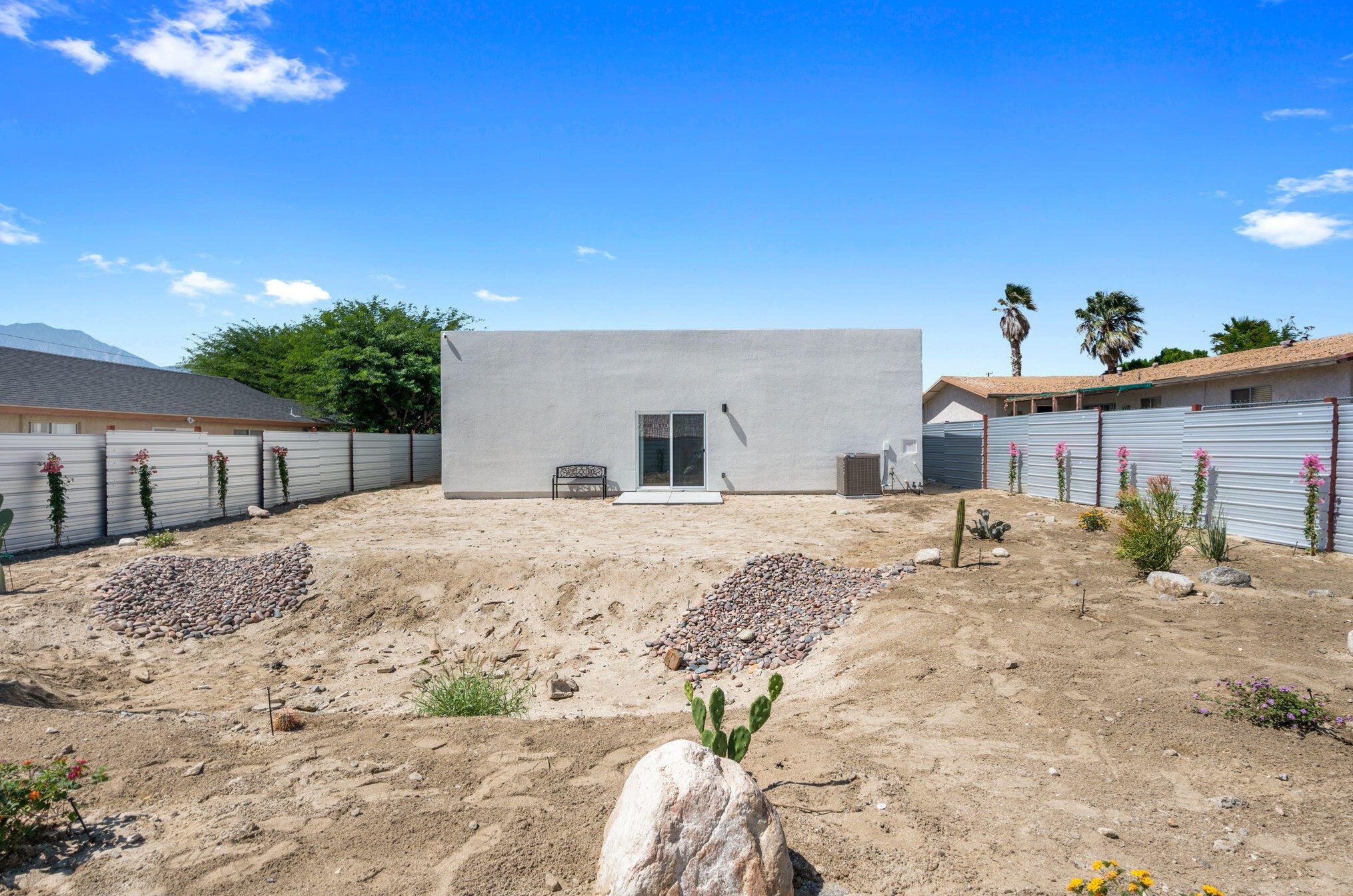 13236 Del Ray Ln, Desert Hot Springs CA  92240-5531 exterior