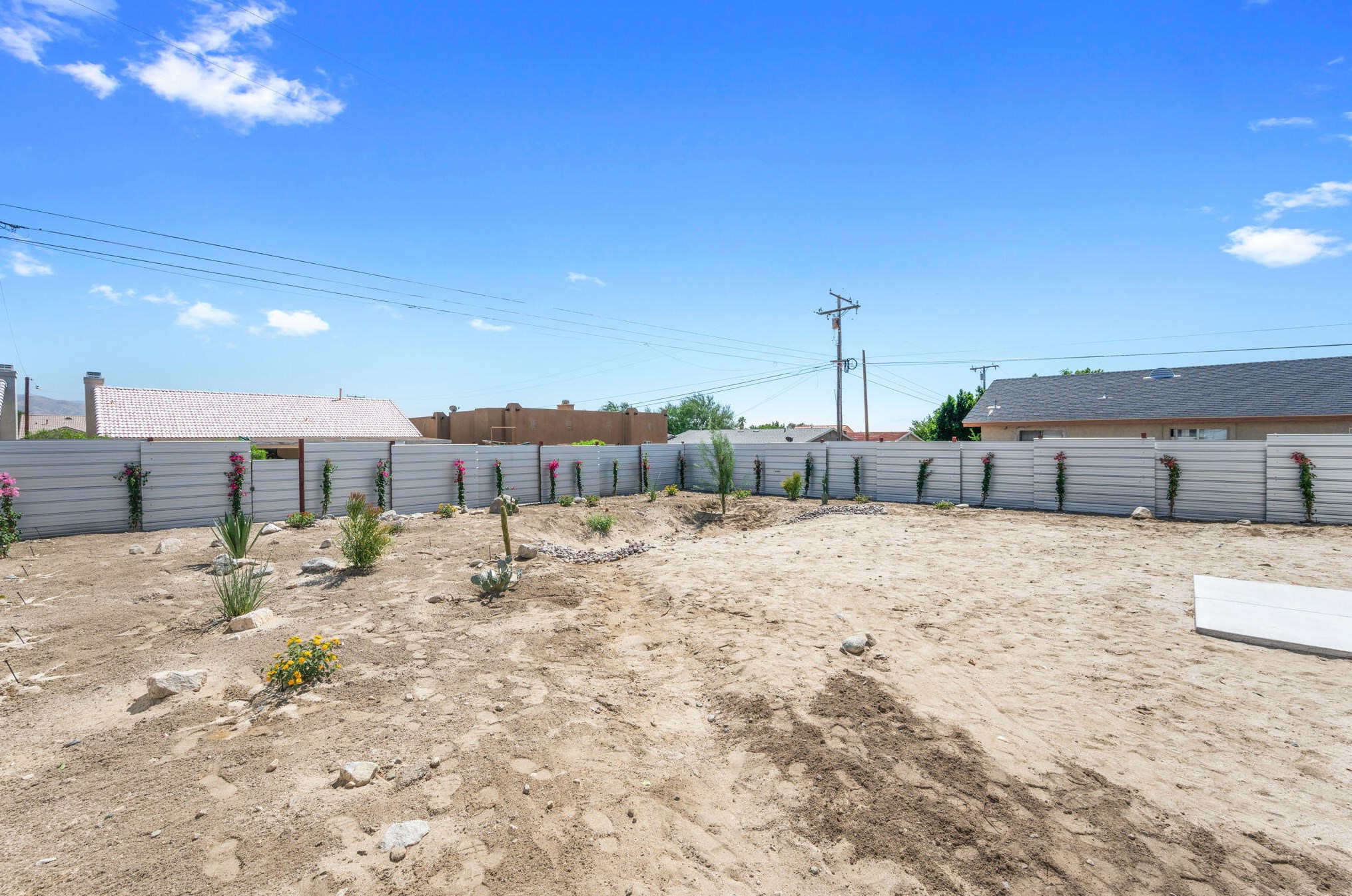 13236 Del Ray Ln, Desert Hot Springs CA  92240-5531 exterior