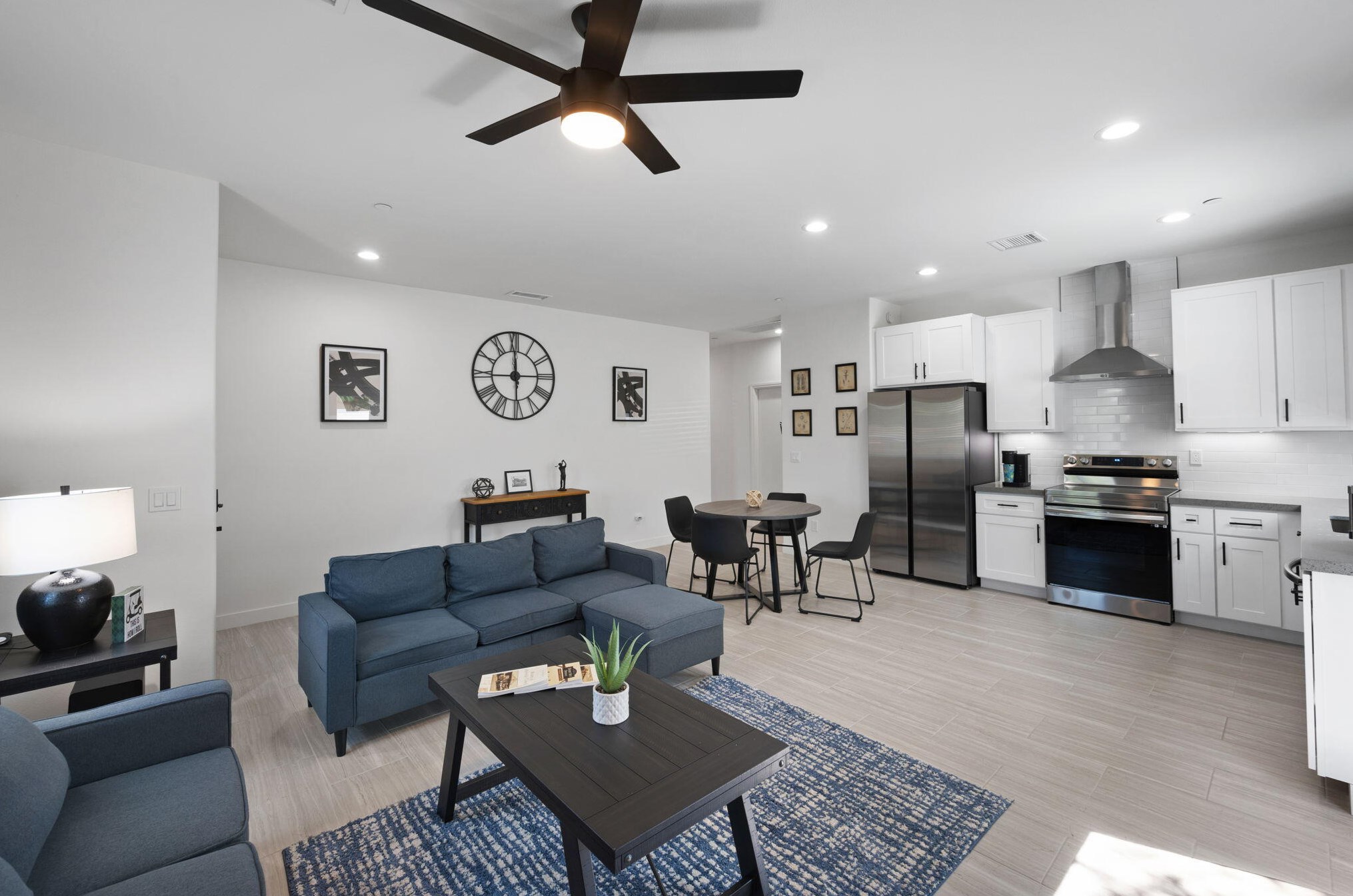 13236 Del Ray Ln, Desert Hot Springs CA  92240-5531 exterior