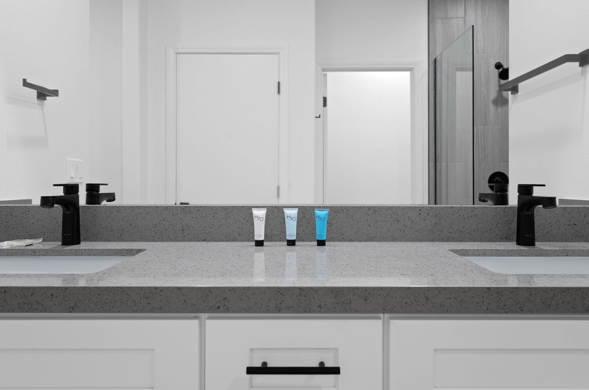 13236 Del Ray Ln, Desert Hot Springs CA  92240-5531 exterior