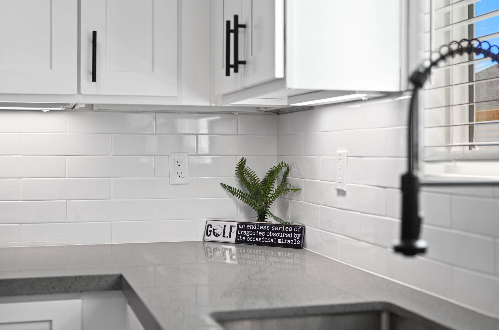 13236 Del Ray Ln, Desert Hot Springs CA  92240-5531 exterior