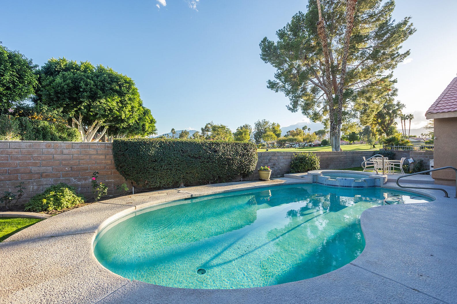 75630 Mclachlin Cir, Palm Desert, CA 92211-7018