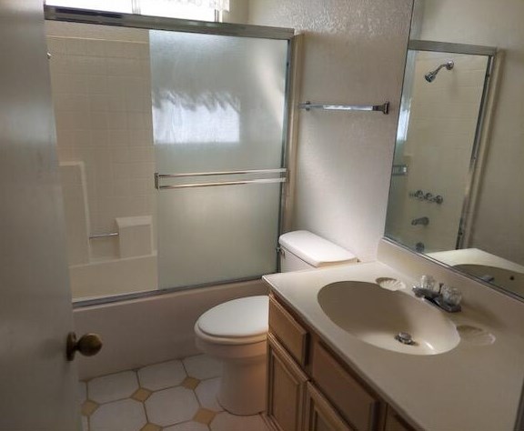 8581 Annandale Ave, Desert Hot Springs CA  92240-1412 exterior