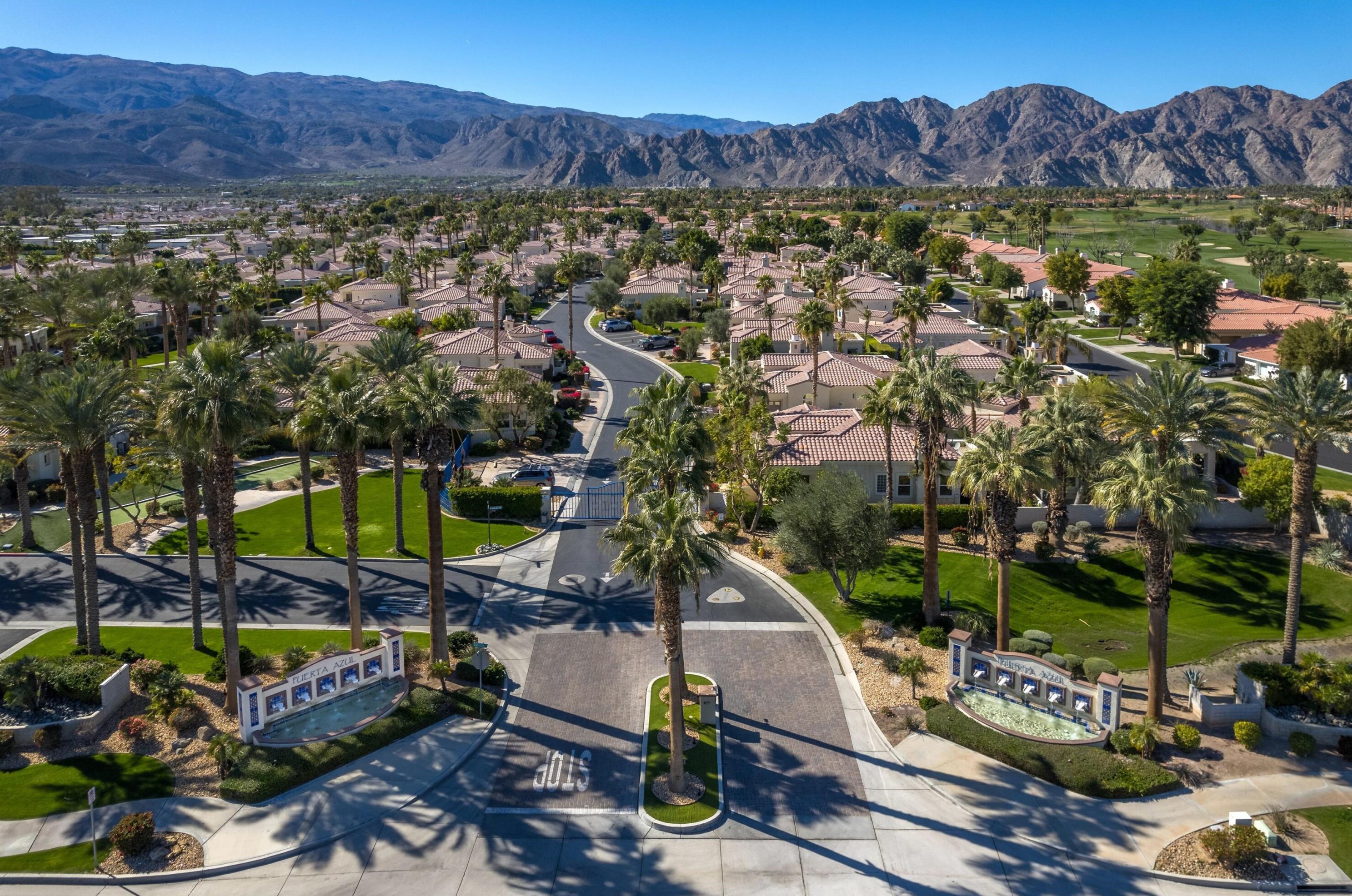 80794 Via Puerta Azul, La Quinta, CA 92253