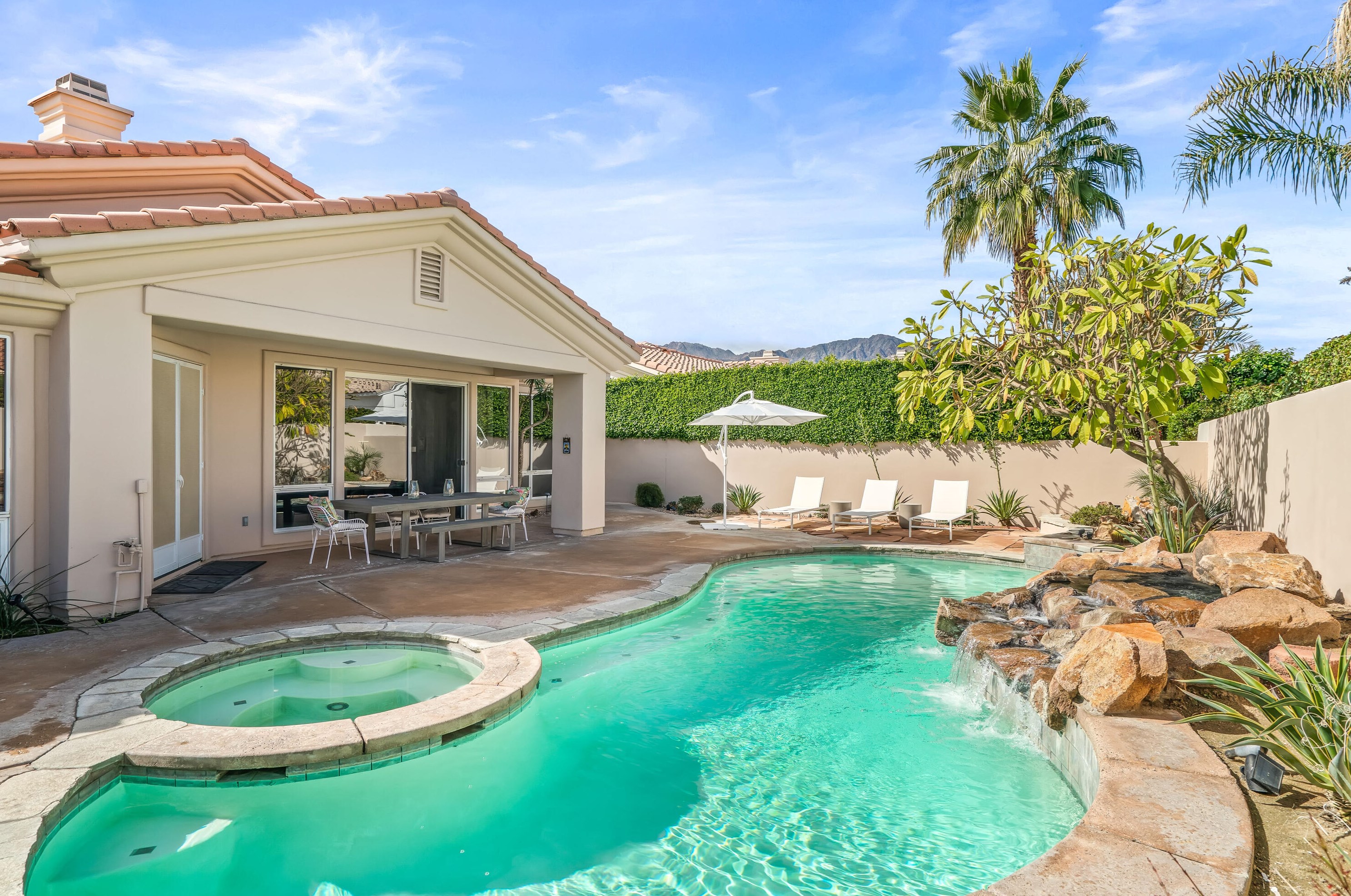 78810 Castle Pines Dr, La Quinta CA  92253-5819 exterior