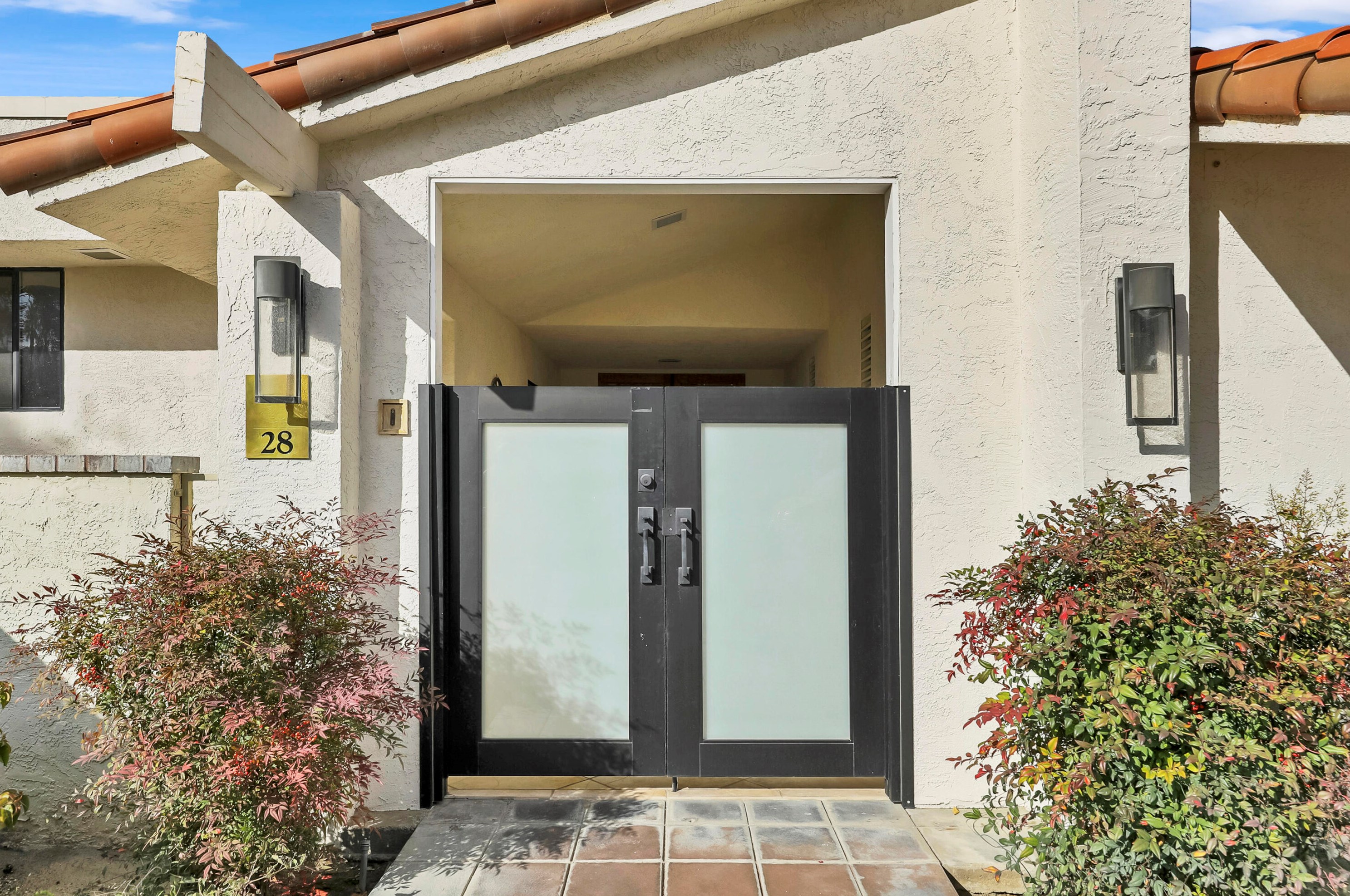 28 Columbia Dr, Rancho Mirage, CA 92270-3150