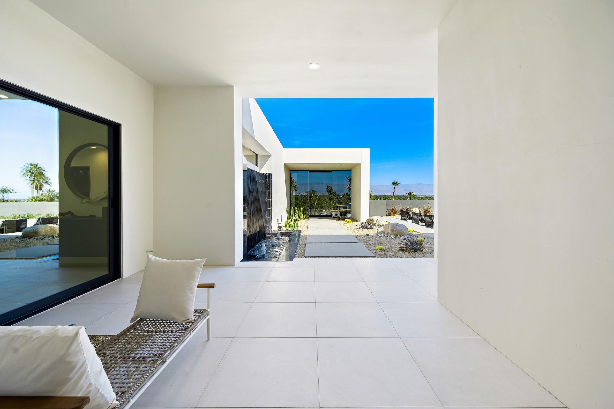 70345 Pecos Rd, Rancho Mirage CA  92270-3415 exterior