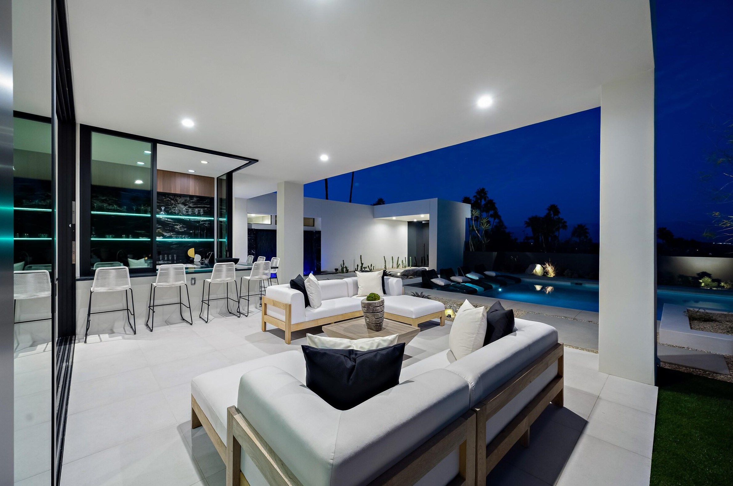 70345 Pecos Rd, Rancho Mirage CA  92270-3415 exterior