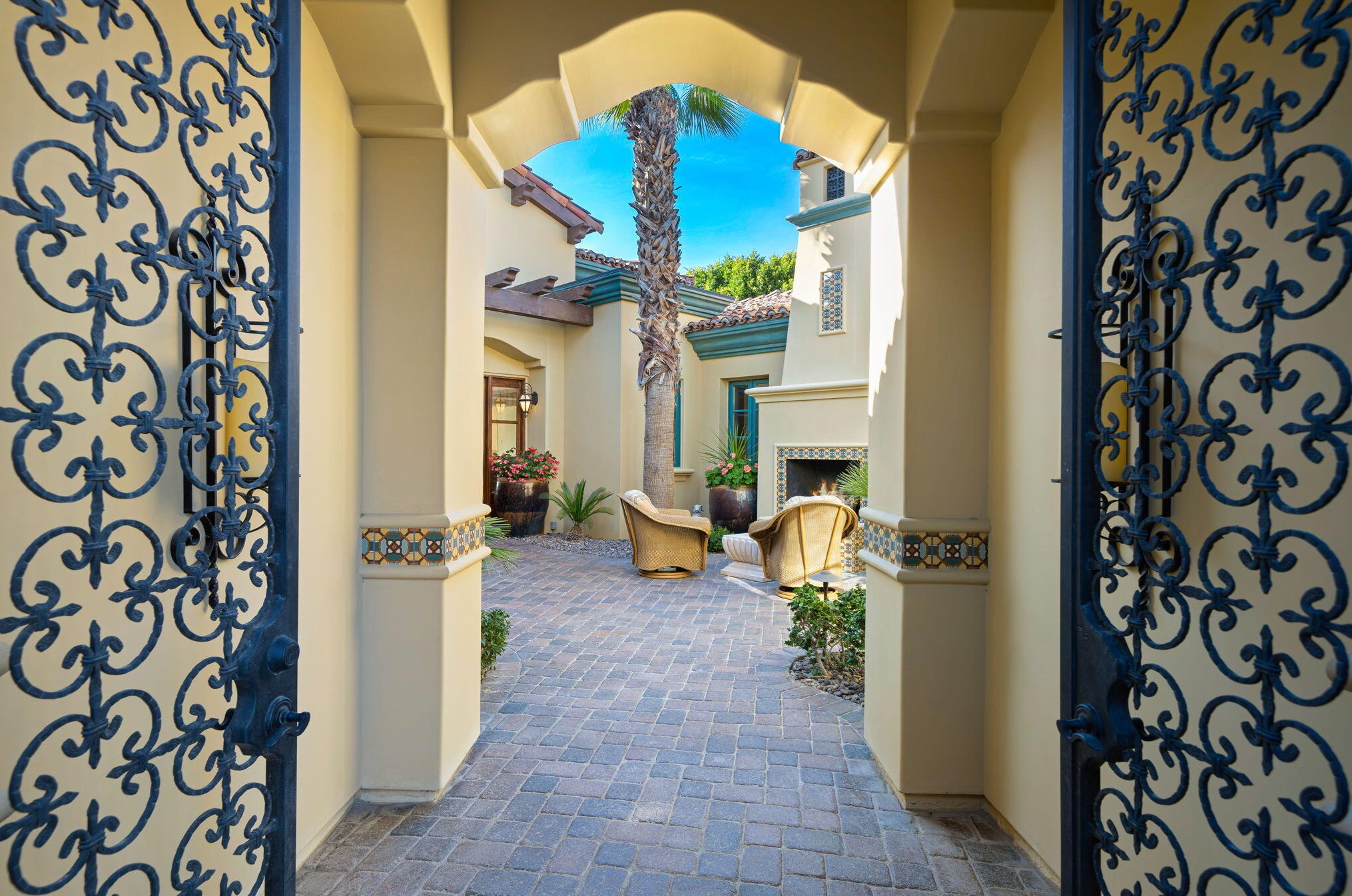 53595 Via Dona, La Quinta, CA 92253