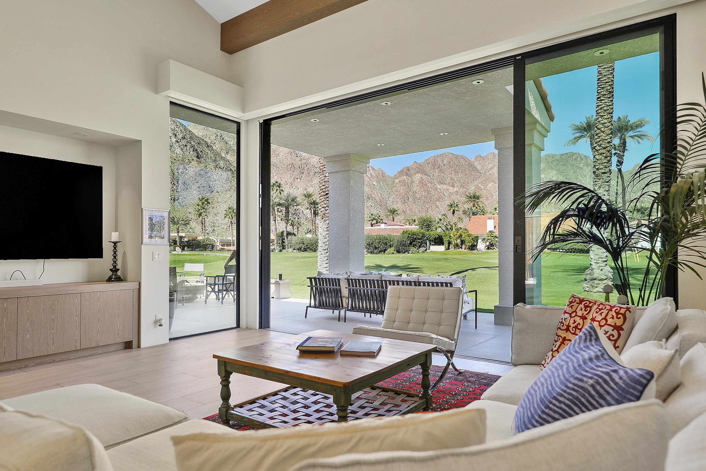 77150 Avenida Fernando, La Quinta CA  92253-2561 exterior