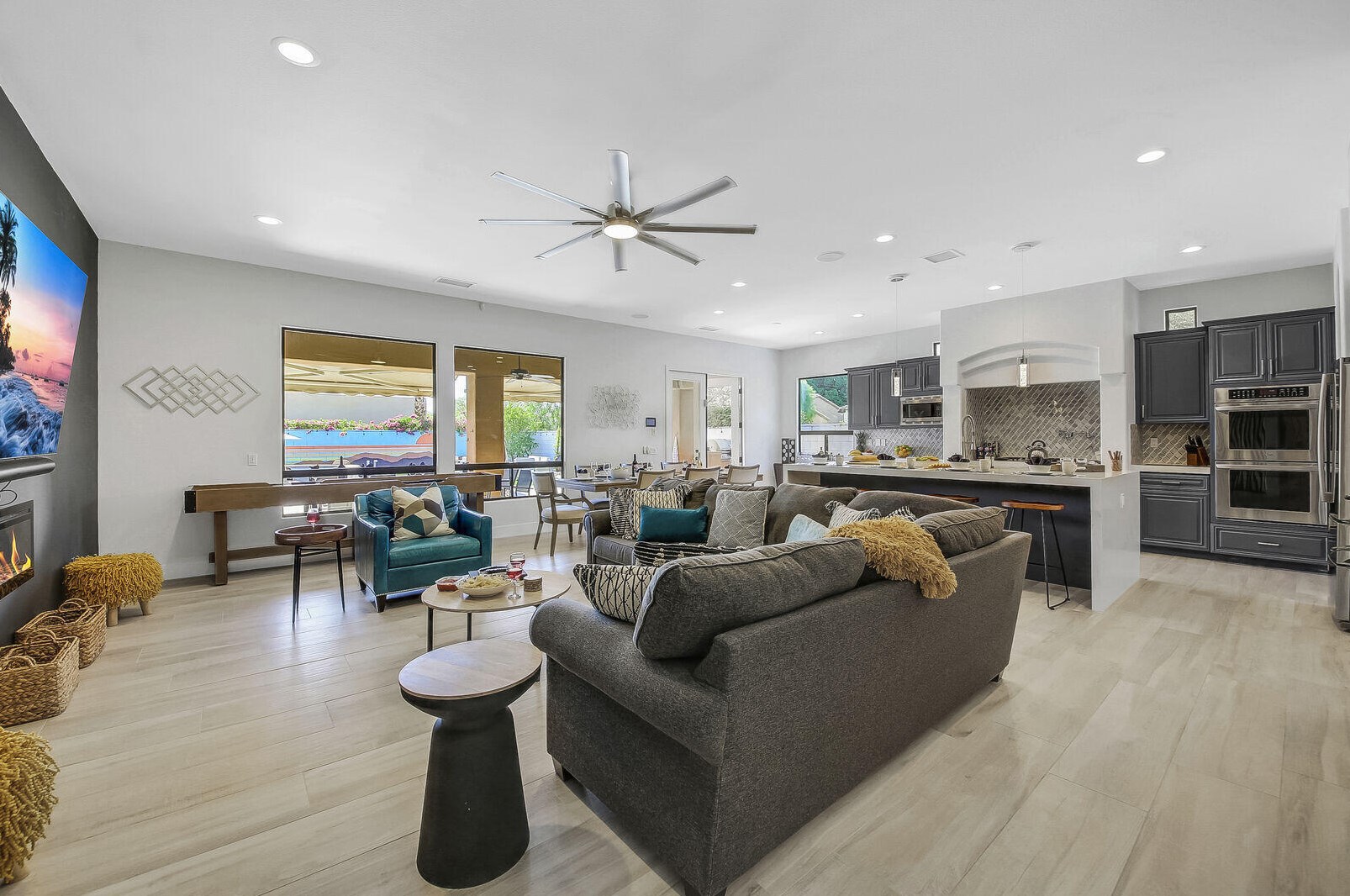 48573 Cascade St, Indio CA  92201-8472 exterior