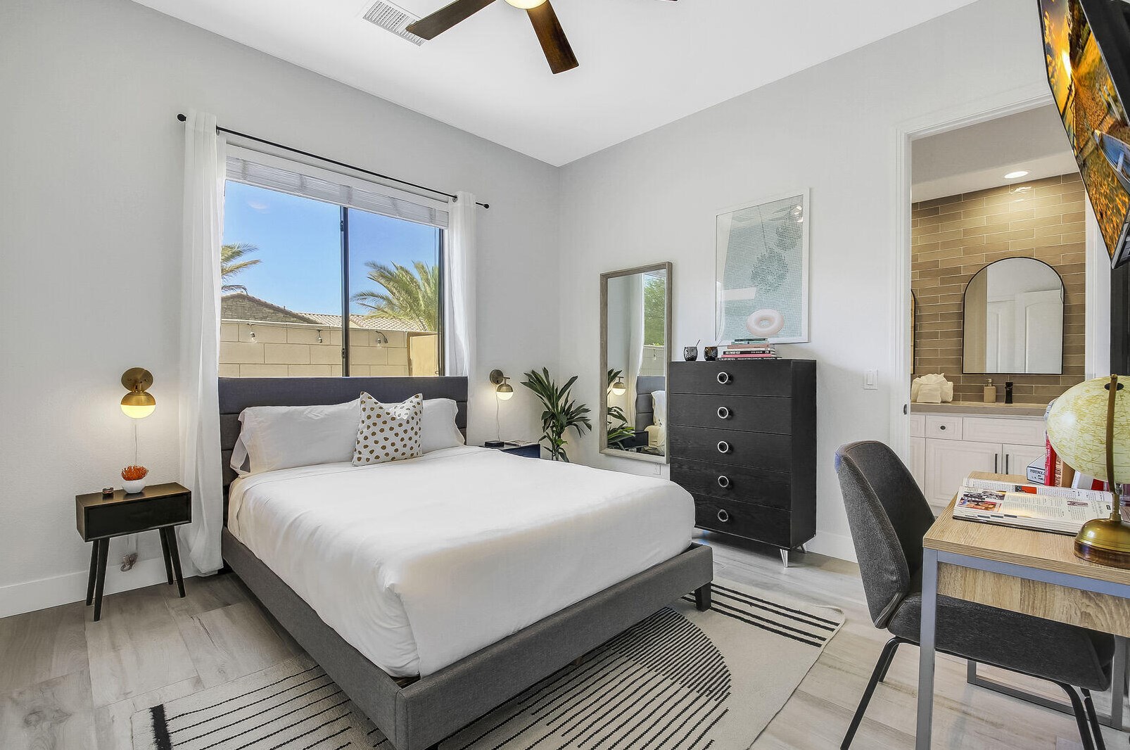 48573 Cascade St, Indio CA  92201-8472 exterior