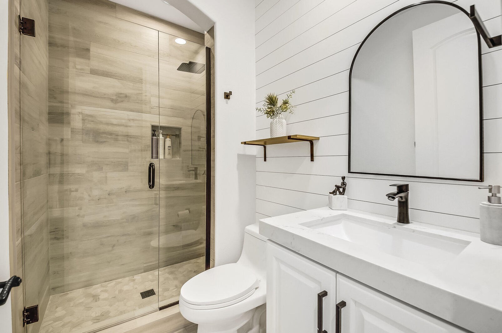 48573 Cascade St, Indio CA  92201-8472 exterior