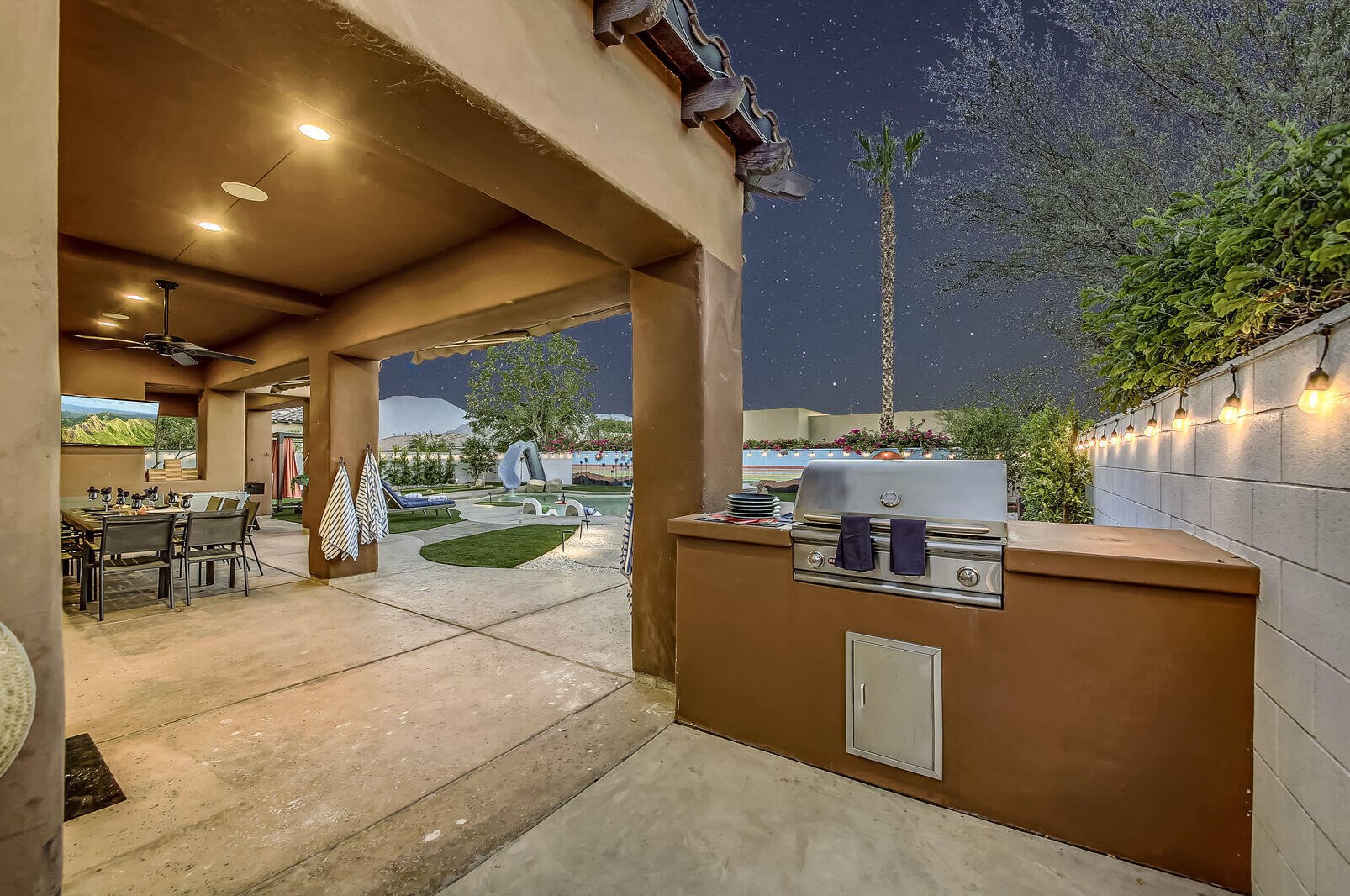 48573 Cascade St, Indio CA  92201-8472 exterior