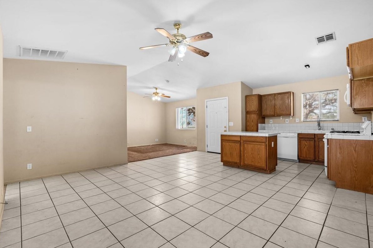 11800 Verbena Dr, Desert Hot Springs CA  92240-3328 exterior