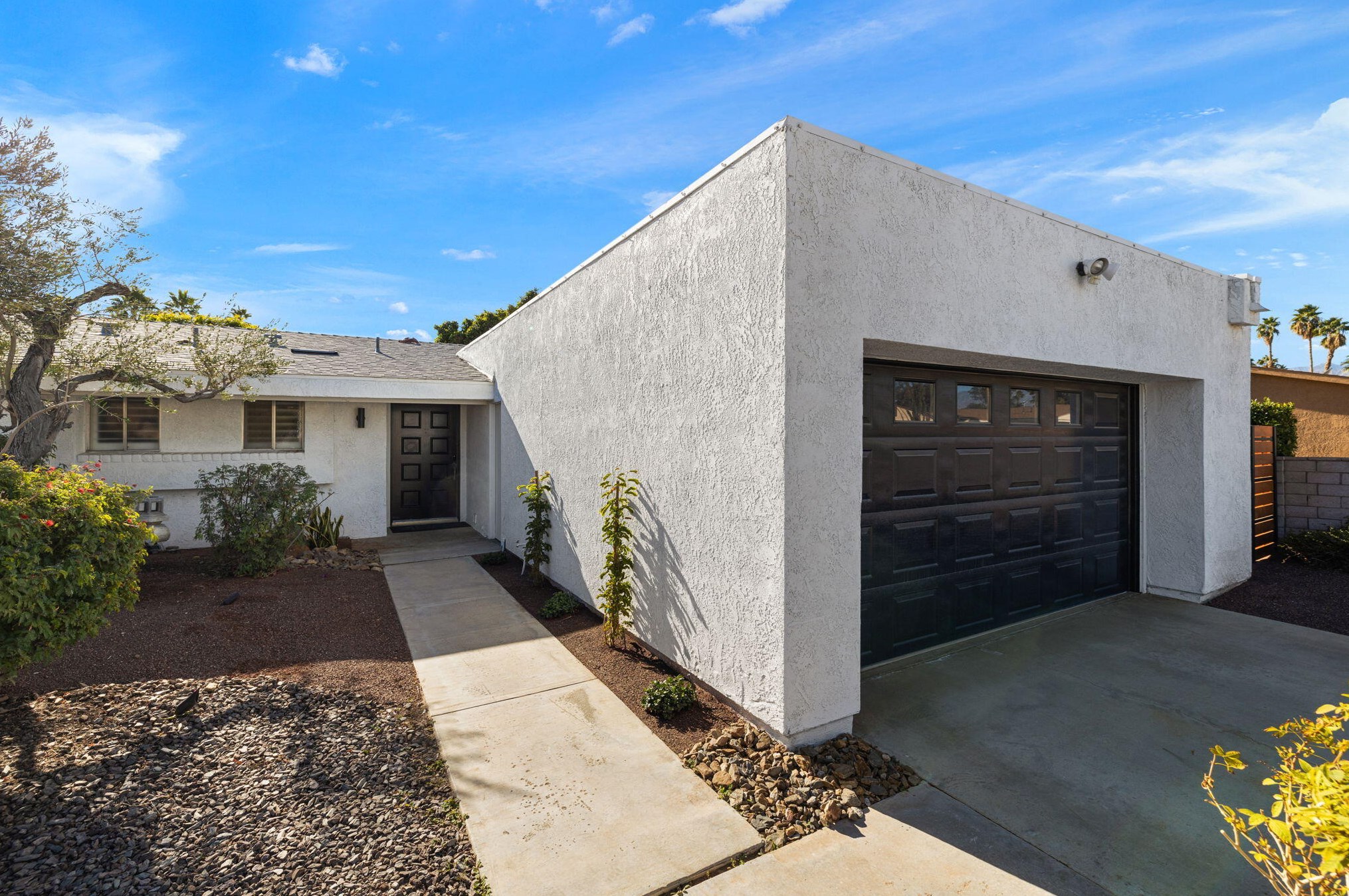 42755 Tennessee Ave, Palm Desert, CA 92211-7790