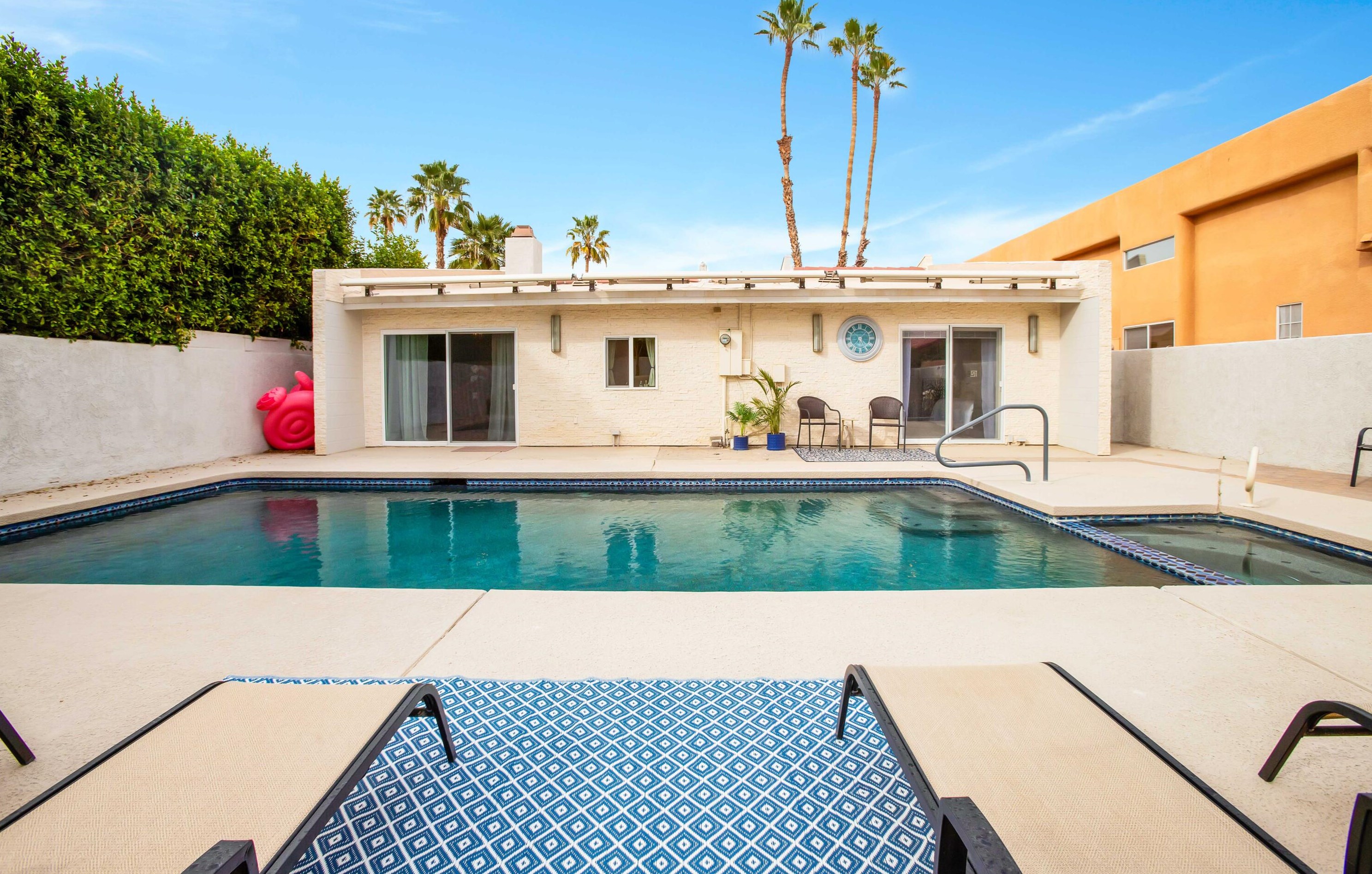 78565 Sagebrush Ave, La Quinta CA  92253-2406 exterior