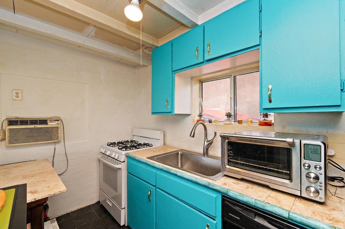 66452 Desert View Ave, Desert Hot Springs CA  92240-8512 exterior