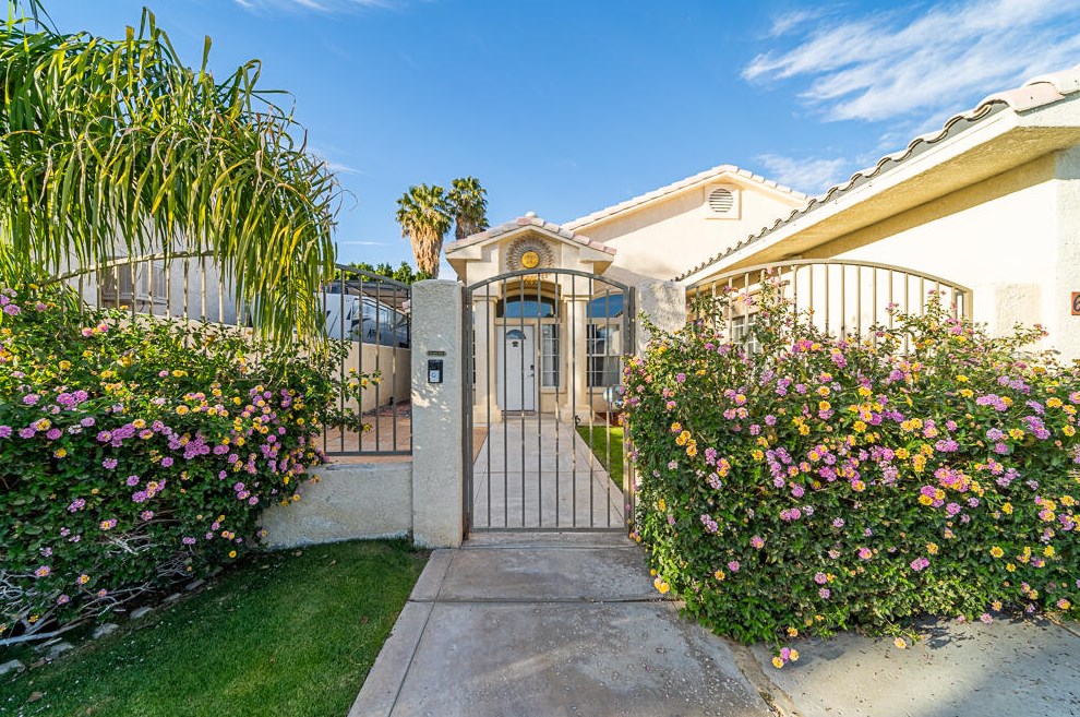 68110 Marina Rd, Cathedral City CA  92234-3651 exterior