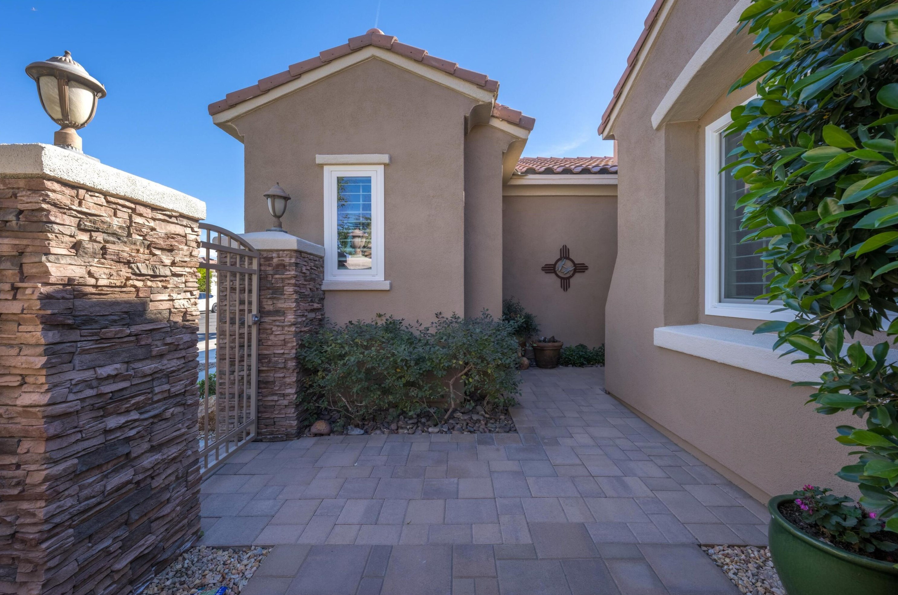 80517 Dunbar Dr, Indio, CA 92201-8928