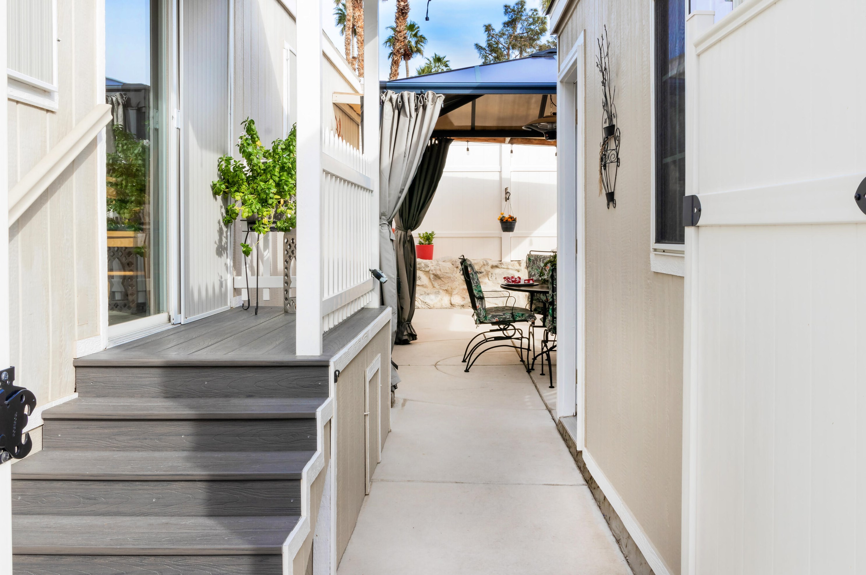 74711 Dillon Rd #733, Desert Hot Springs, CA 92241