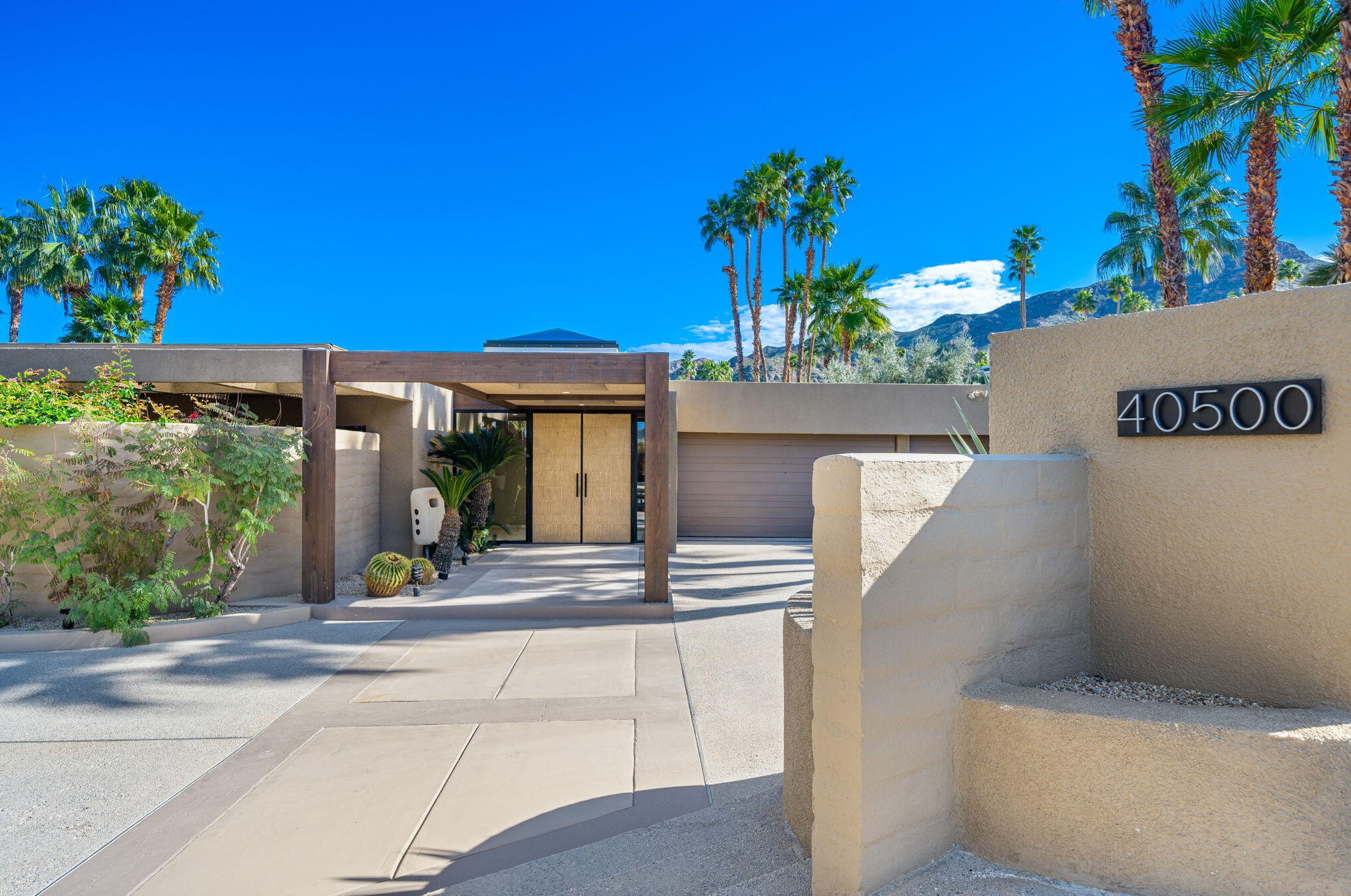 40500 Calico Rd, Rancho Mirage, CA 92270-3487