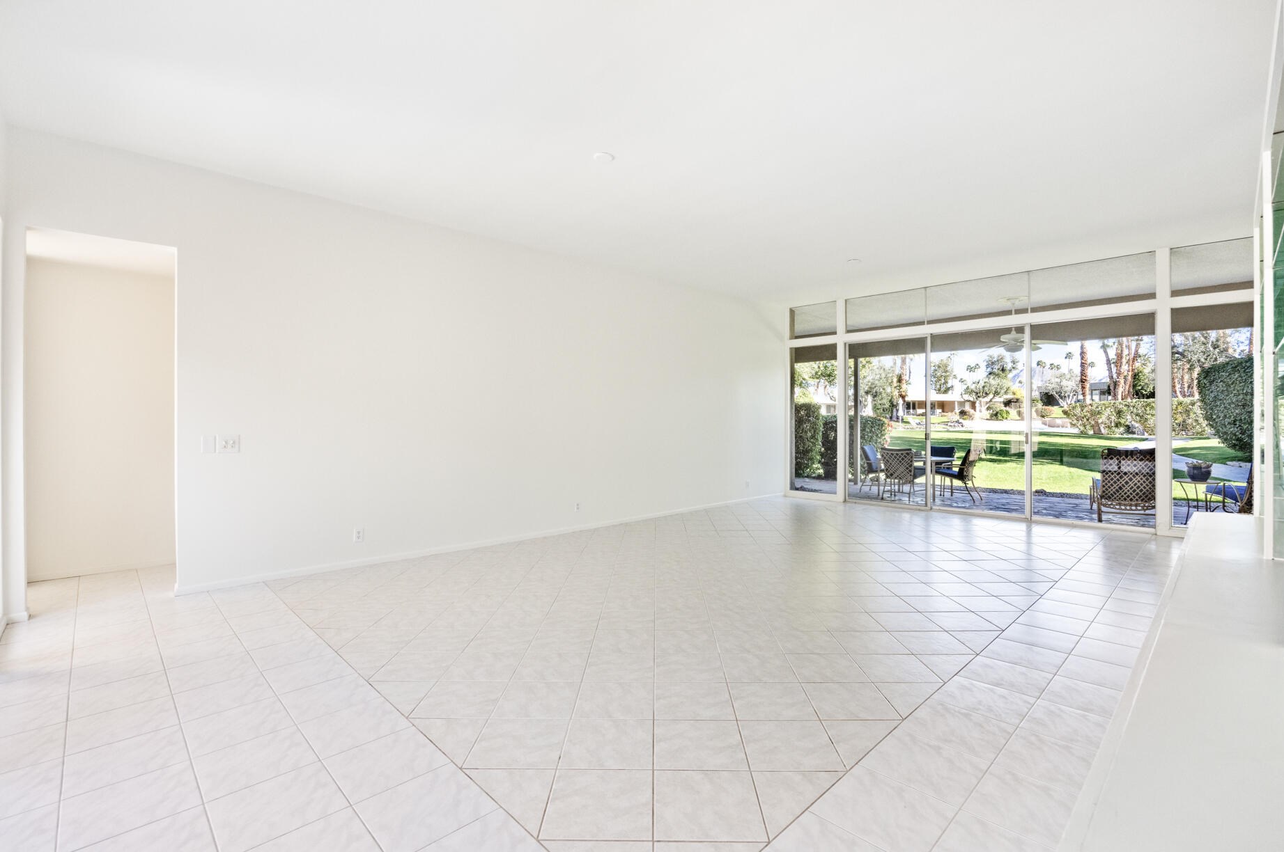 72349 El Paseo, Palm Desert, CA 92260