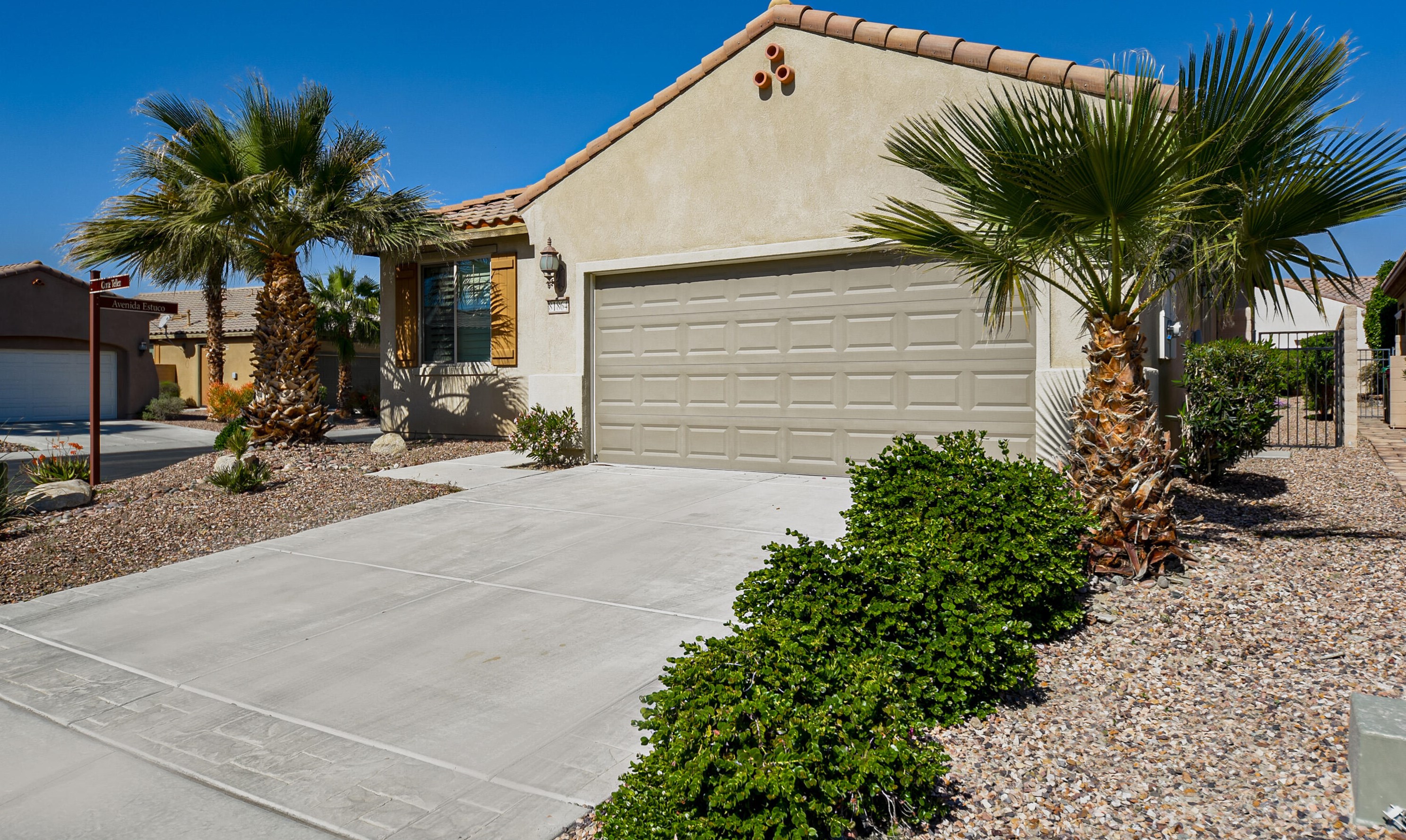81864 Corte Tellez, Indio, CA 92203-4382