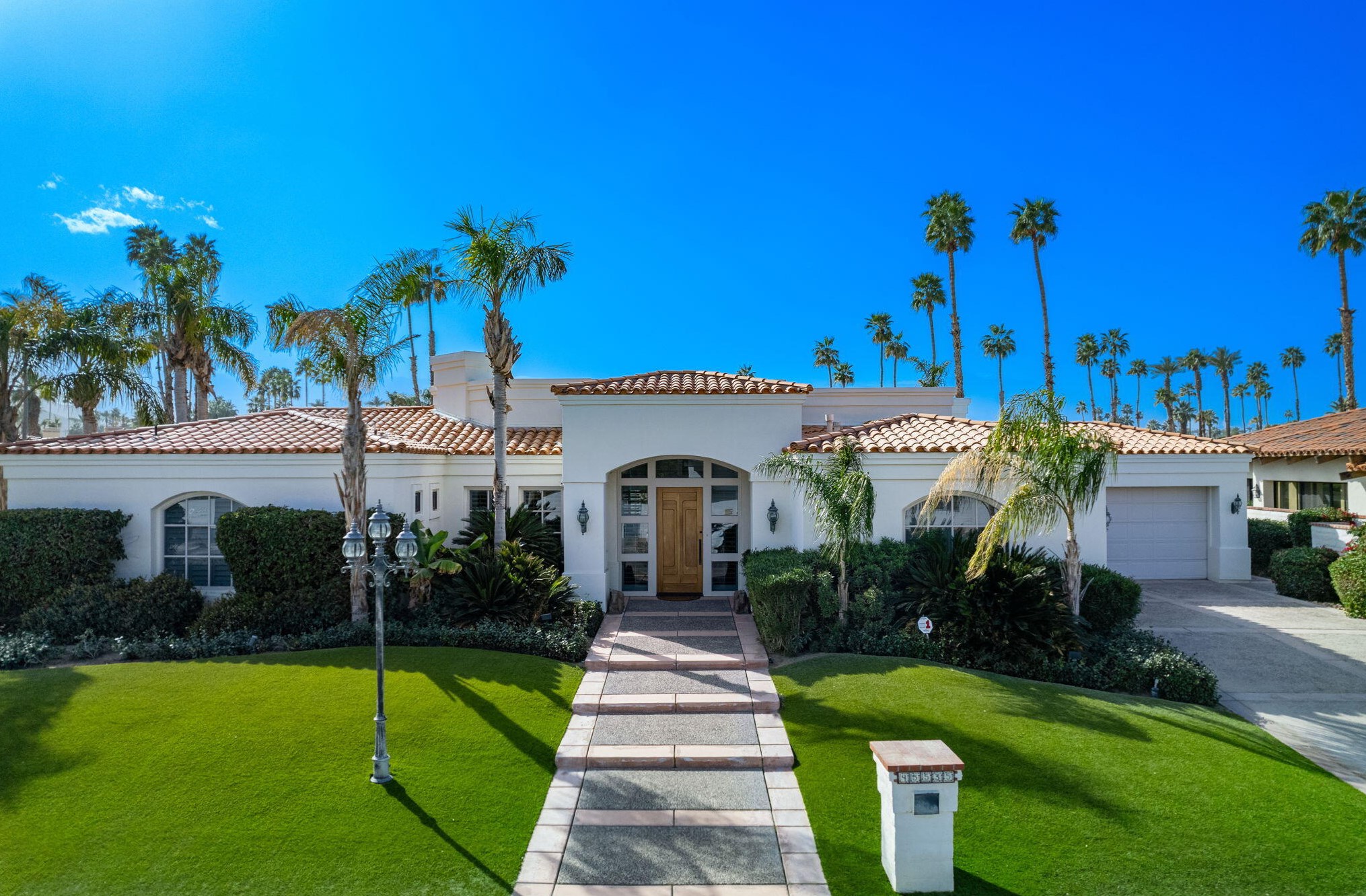 45535 Camino Del Rey, Palm Desert, CA 92210-8805